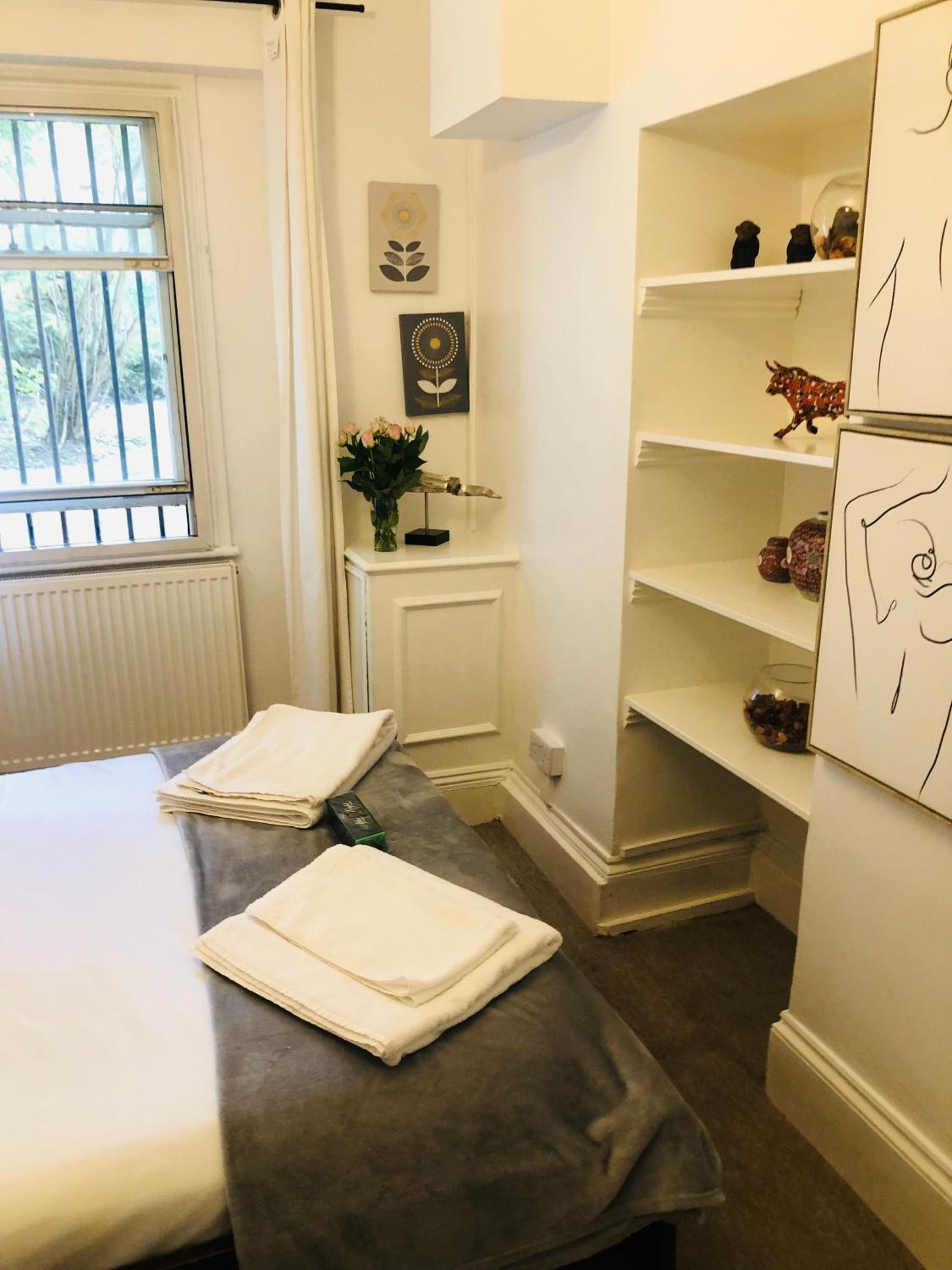 2 Bedroom Apartment close to Camden Town