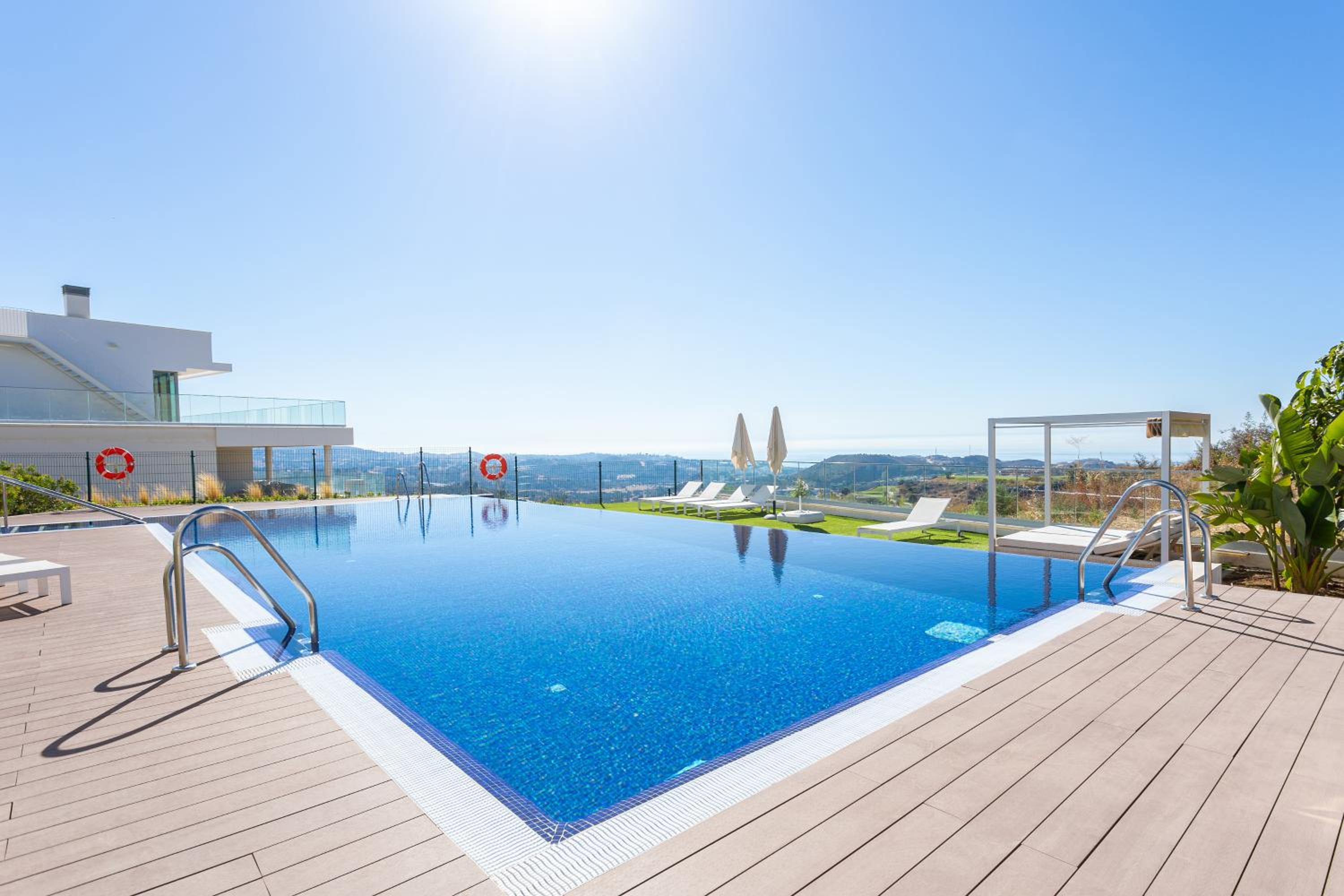 Luxury Penthouse Large Terrace OR79 by AORA STAY