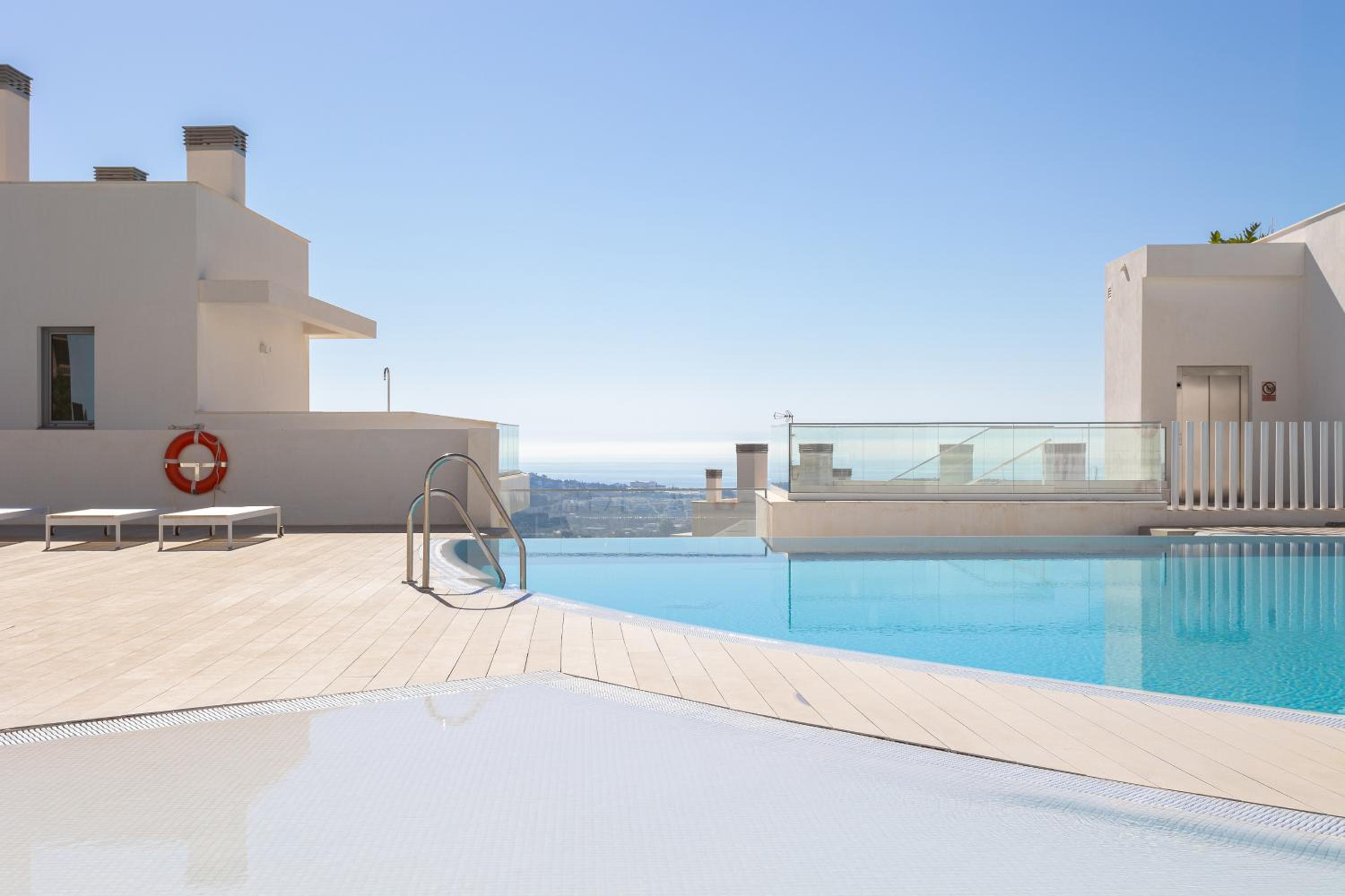Luxury Penthouse Large Terrace OR79 by AORA STAY