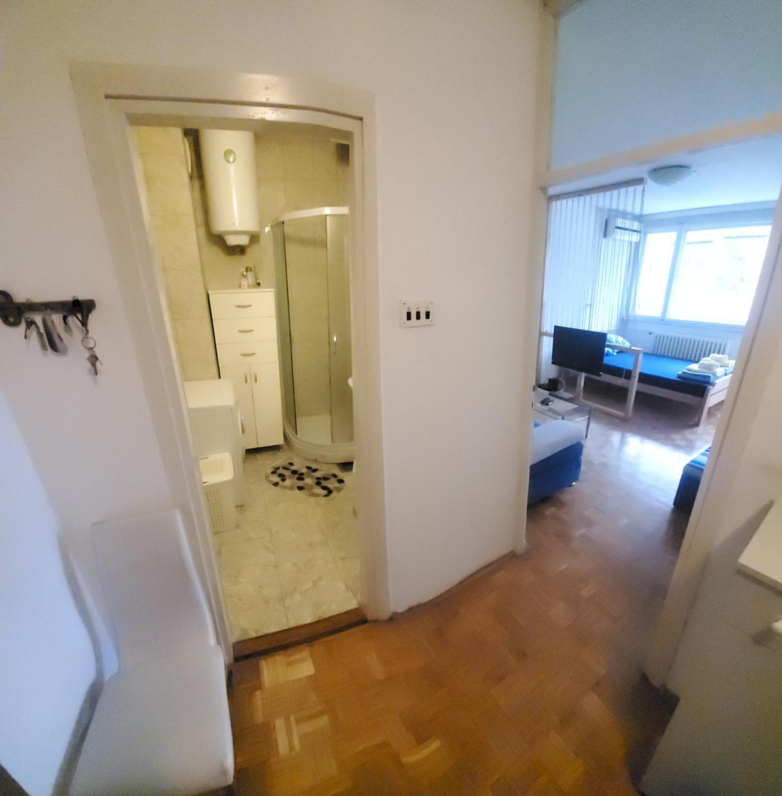 Photo 13