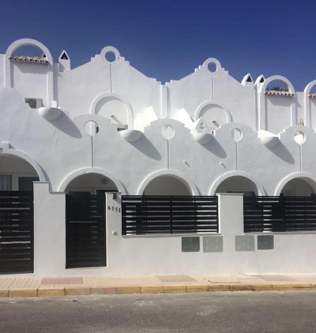 SEA VIEW Holiday Home in Marbella Resort