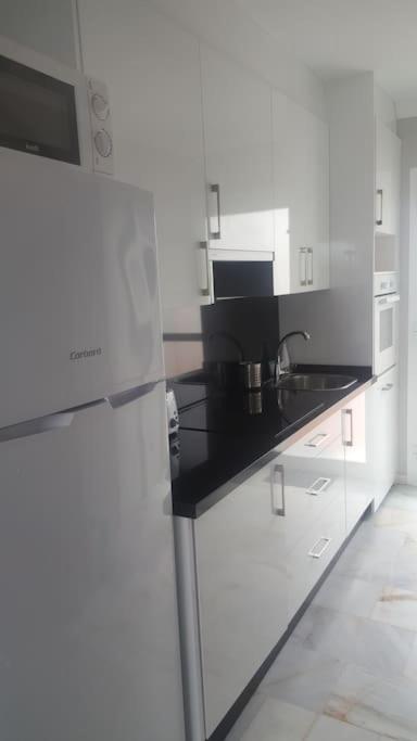 SEA VIEW Holiday Home in Marbella Resort