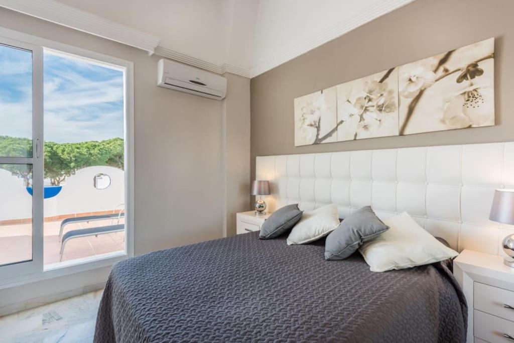 SEA VIEW Holiday Home in Marbella Resort