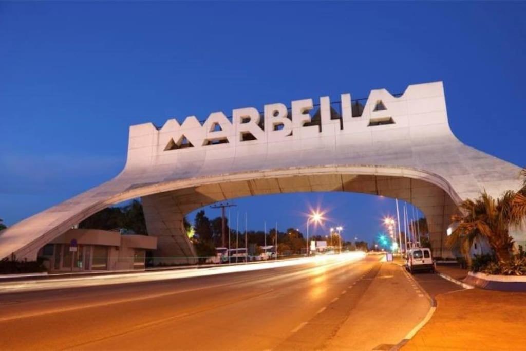 SEA VIEW Holiday Home in Marbella Resort