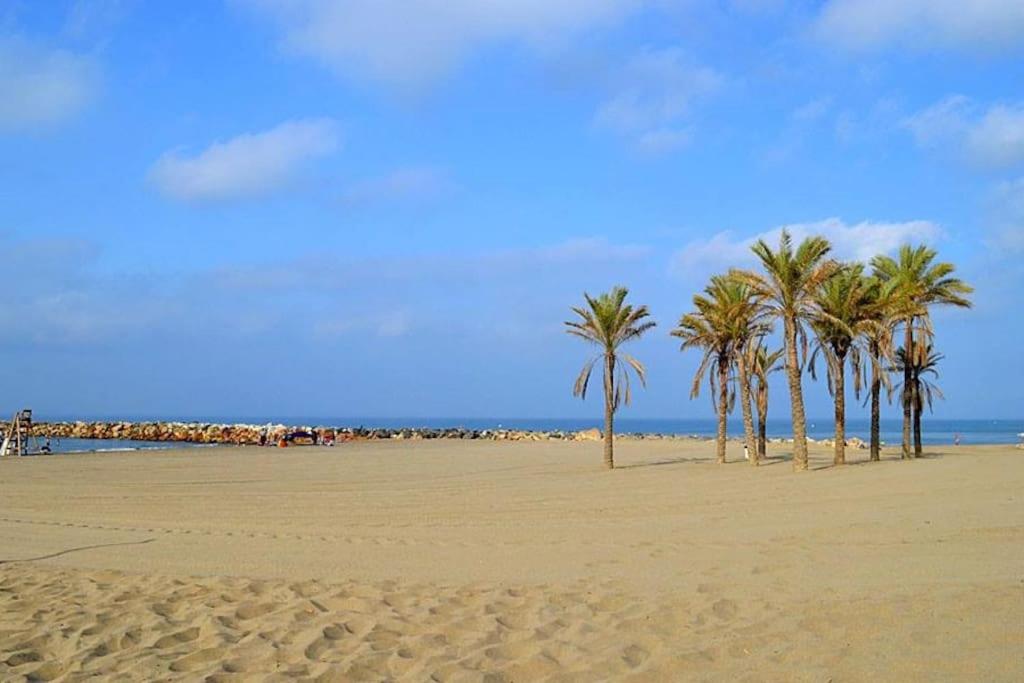 SEA VIEW Holiday Home in Marbella Resort