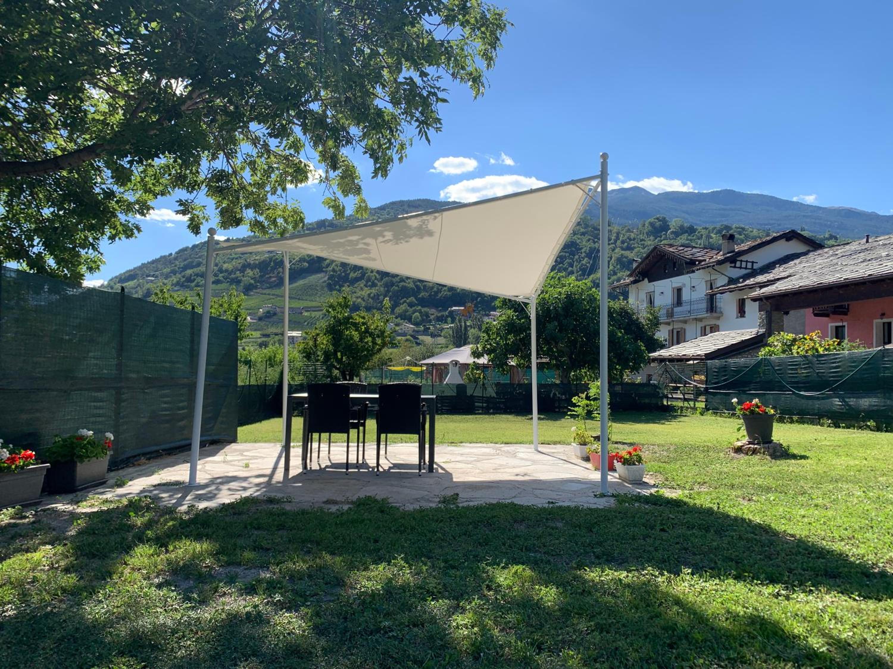 Ca di Nadia en Aosta — balance & terrace