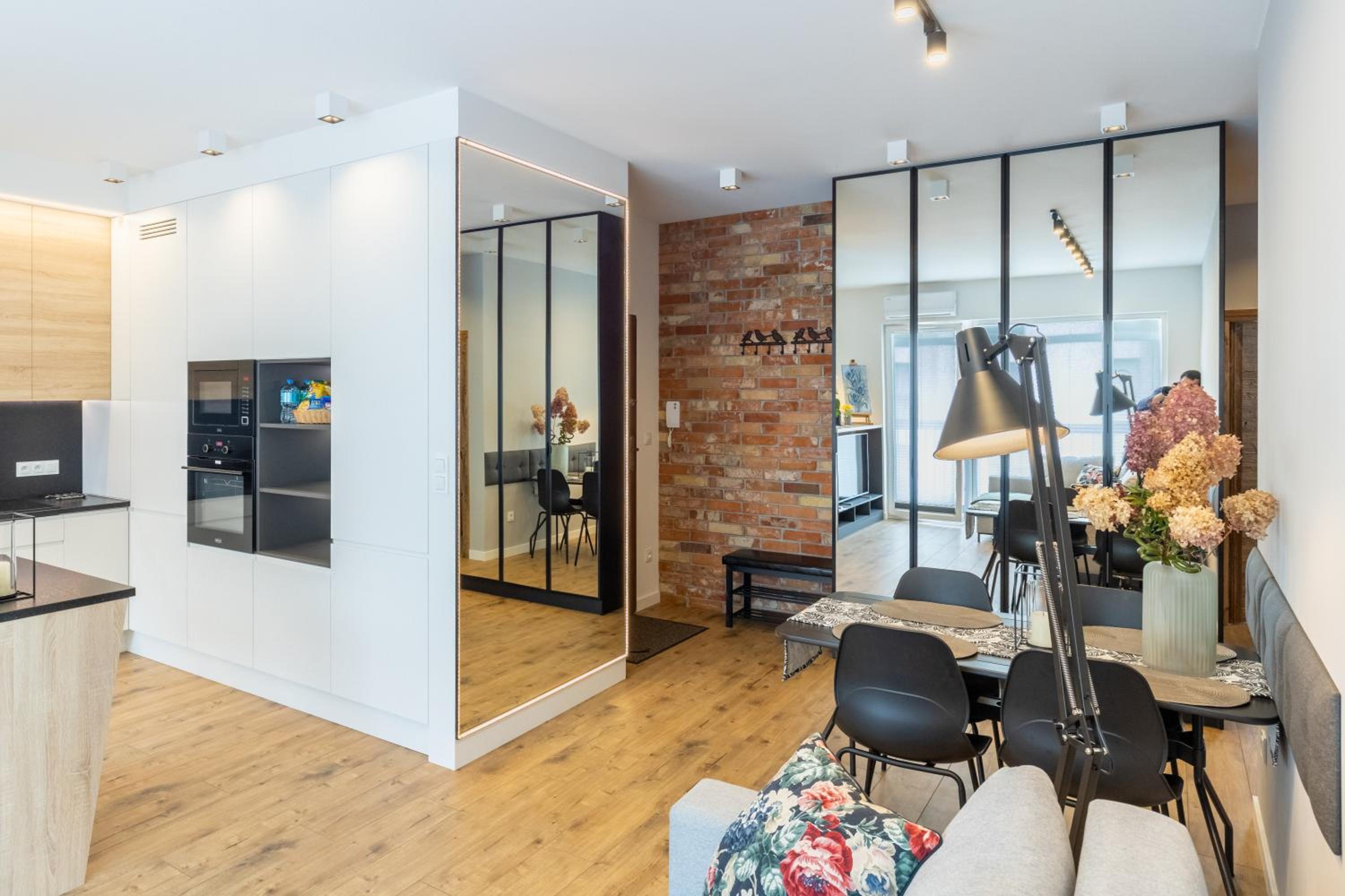 VIP Apart Bielany przy metrze view 3