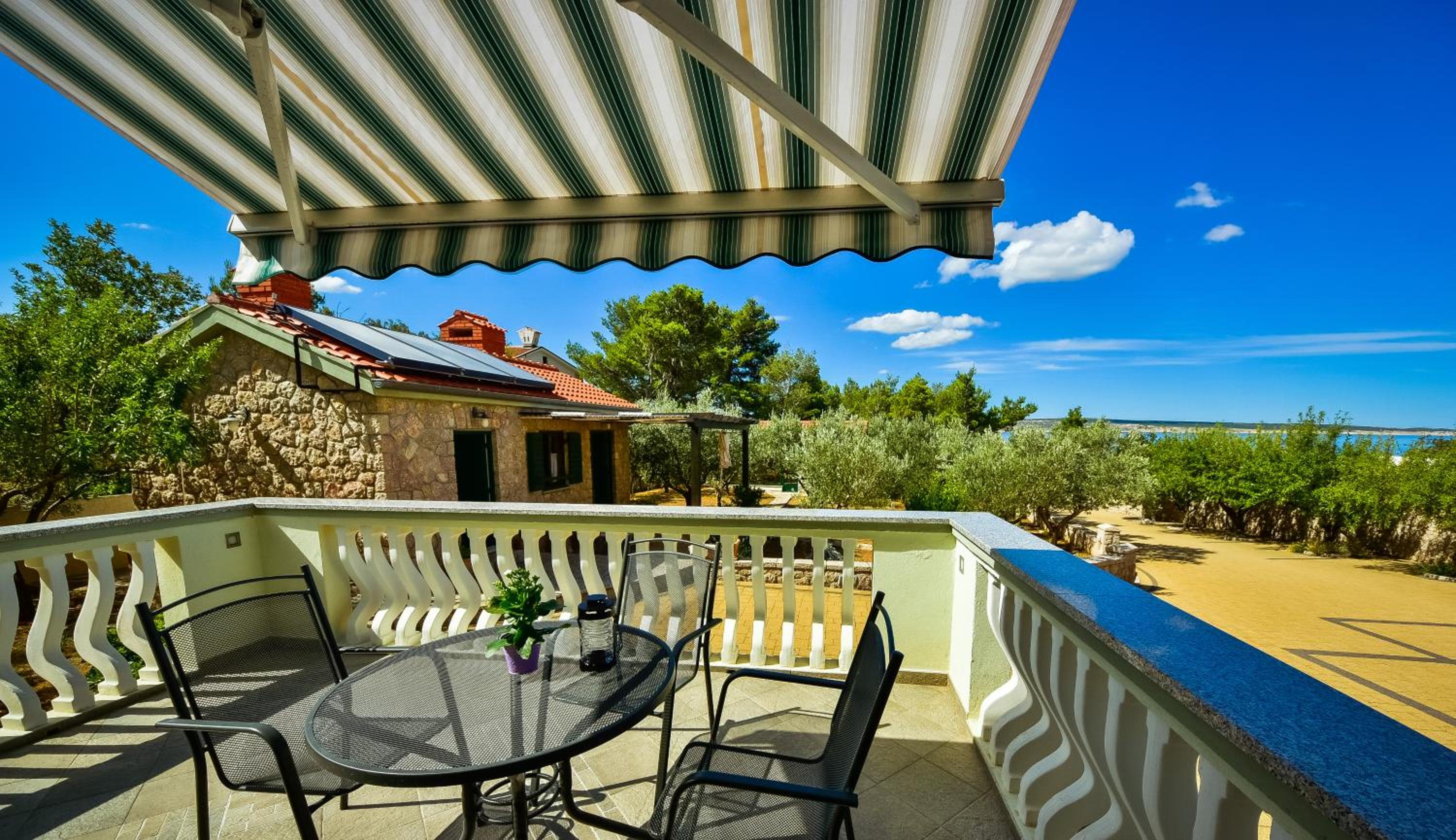 in olive garden view 2