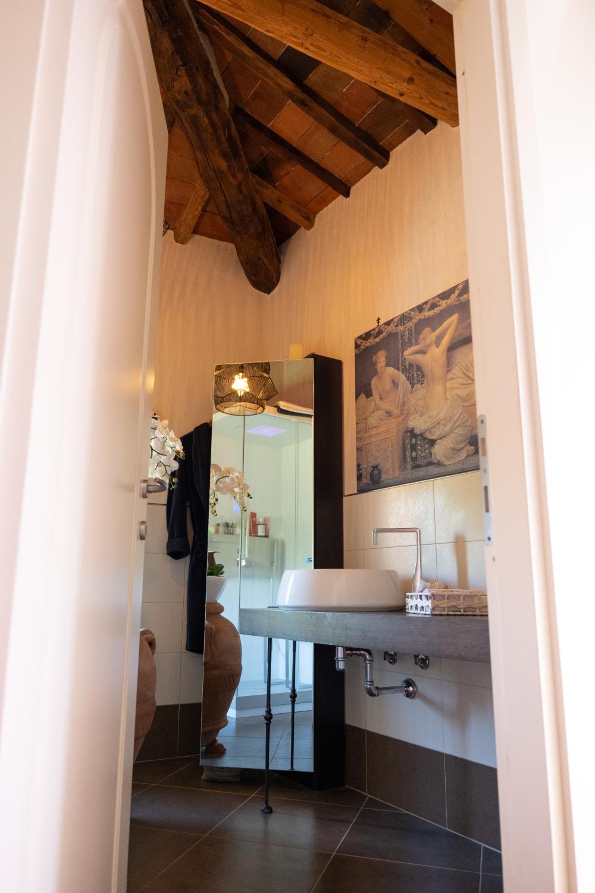 Cathedral-luxury-stay sauna & massage