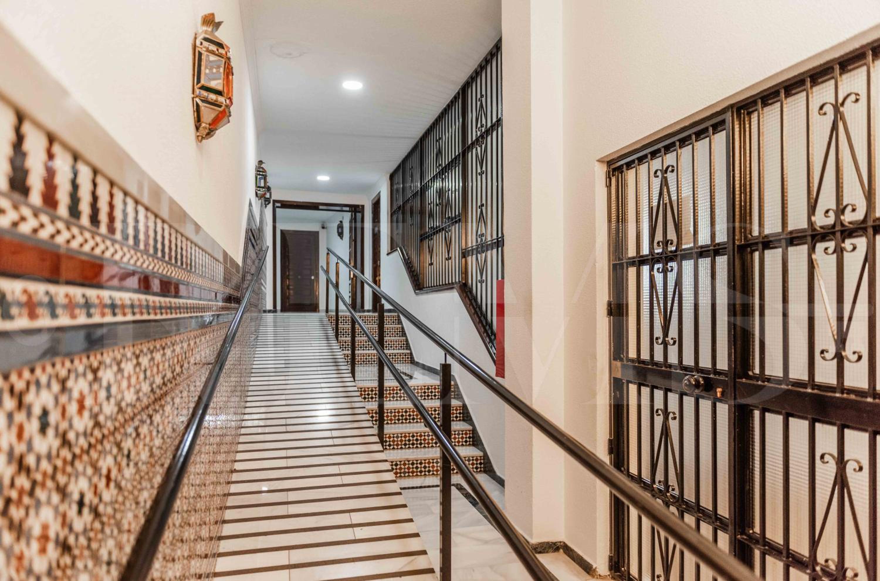 Central and Spacious Apartment with Parking on-site