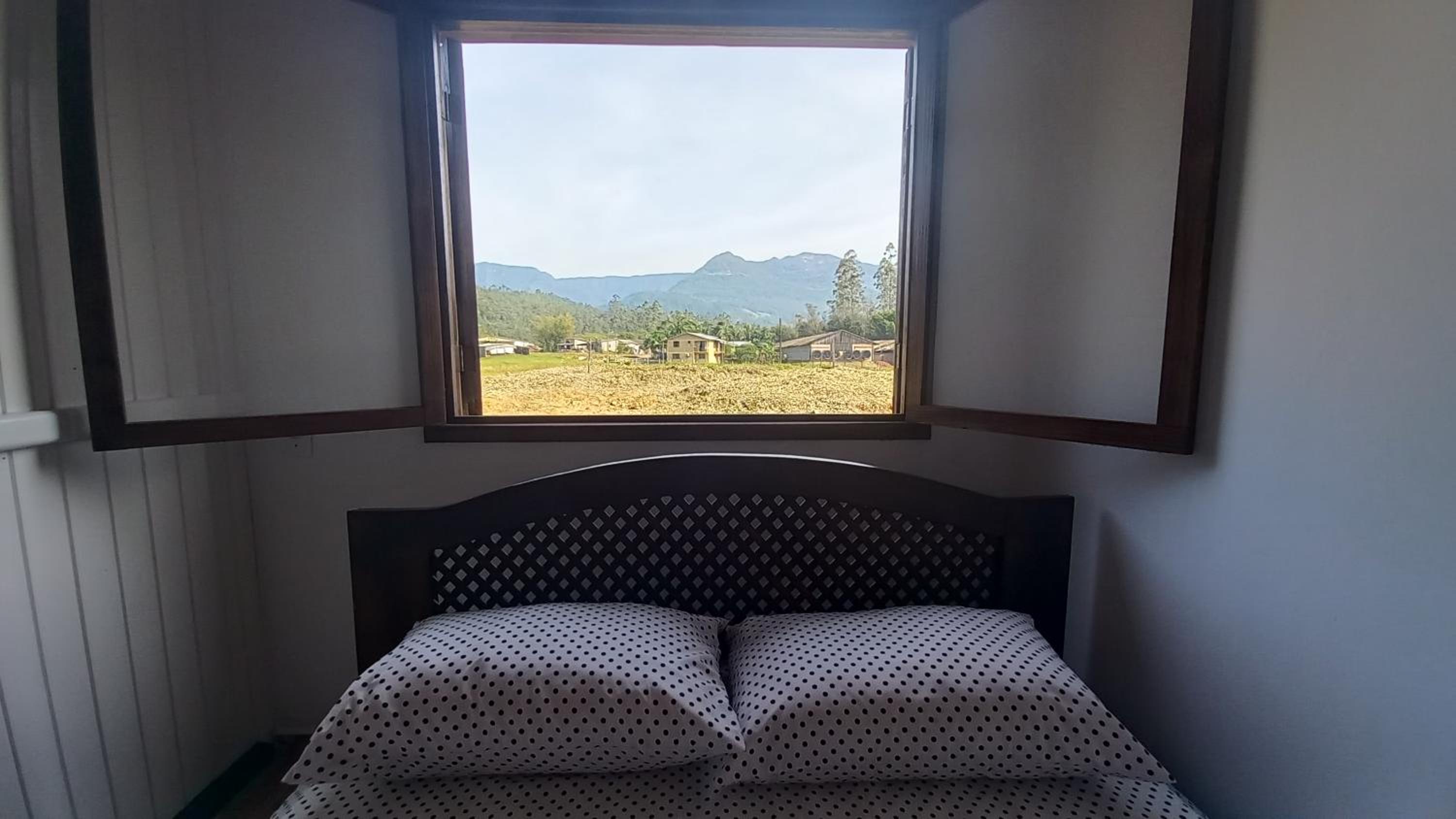 Hostel e Camping Vale Mirante da Rocha