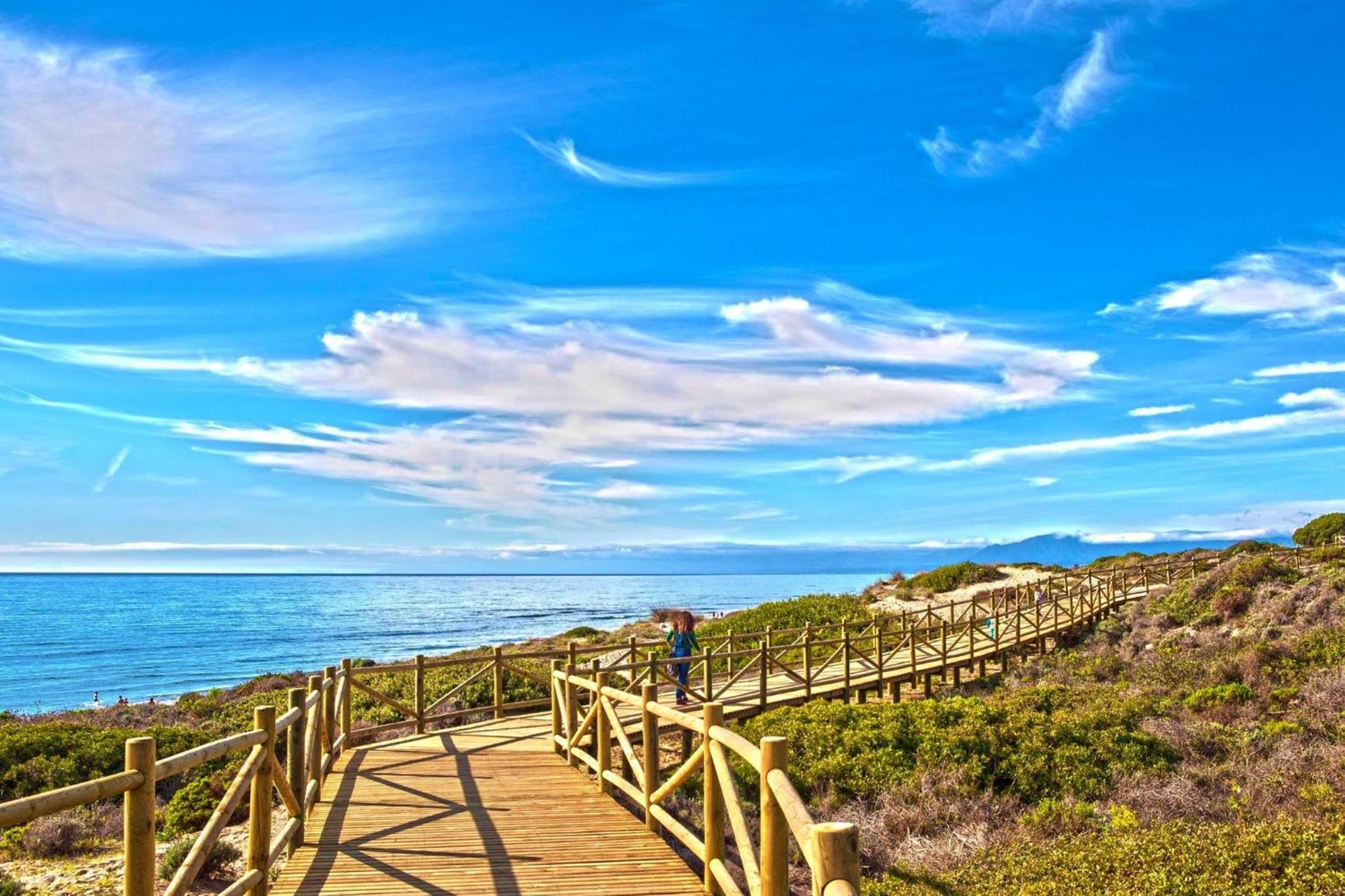 SEA VIEW Holiday Home in Marbella Resort