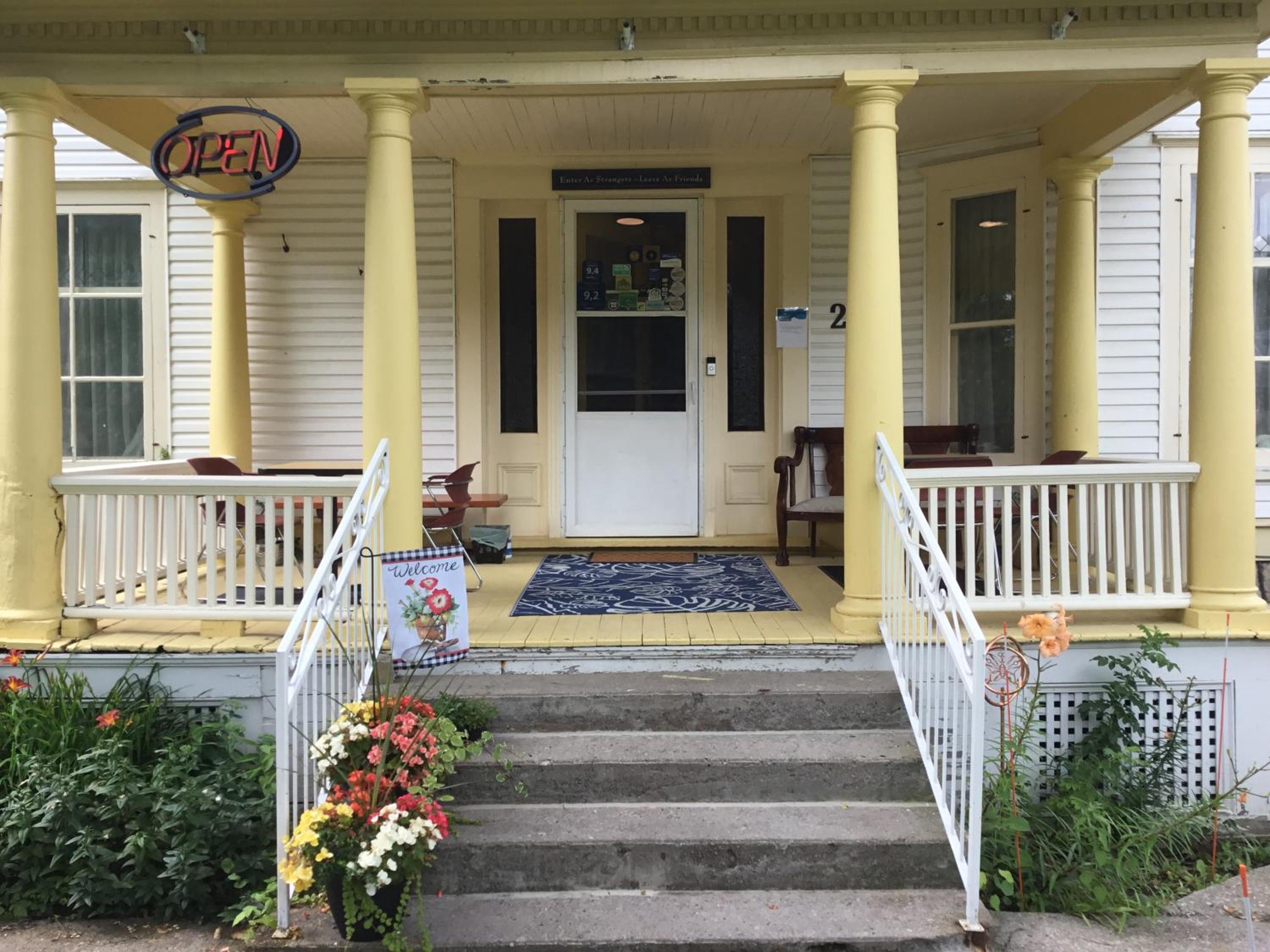 Marmora and Lake Inn and Victorian Diner