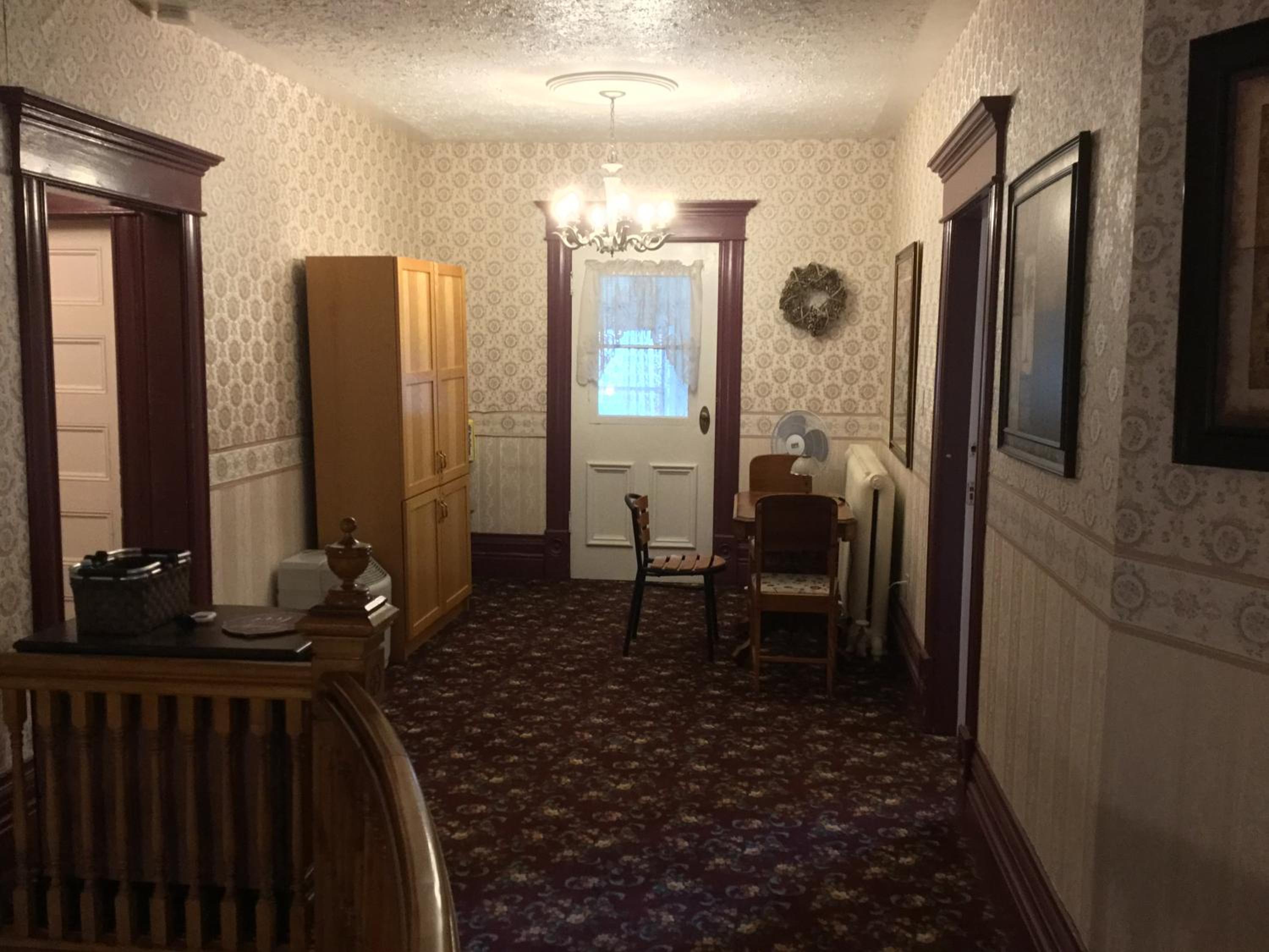 Marmora and Lake Inn and Victorian Diner