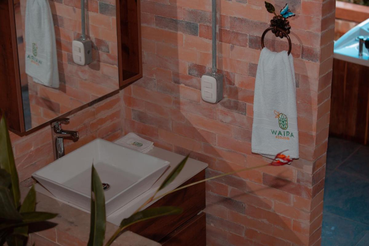 Waira Eco Lodge