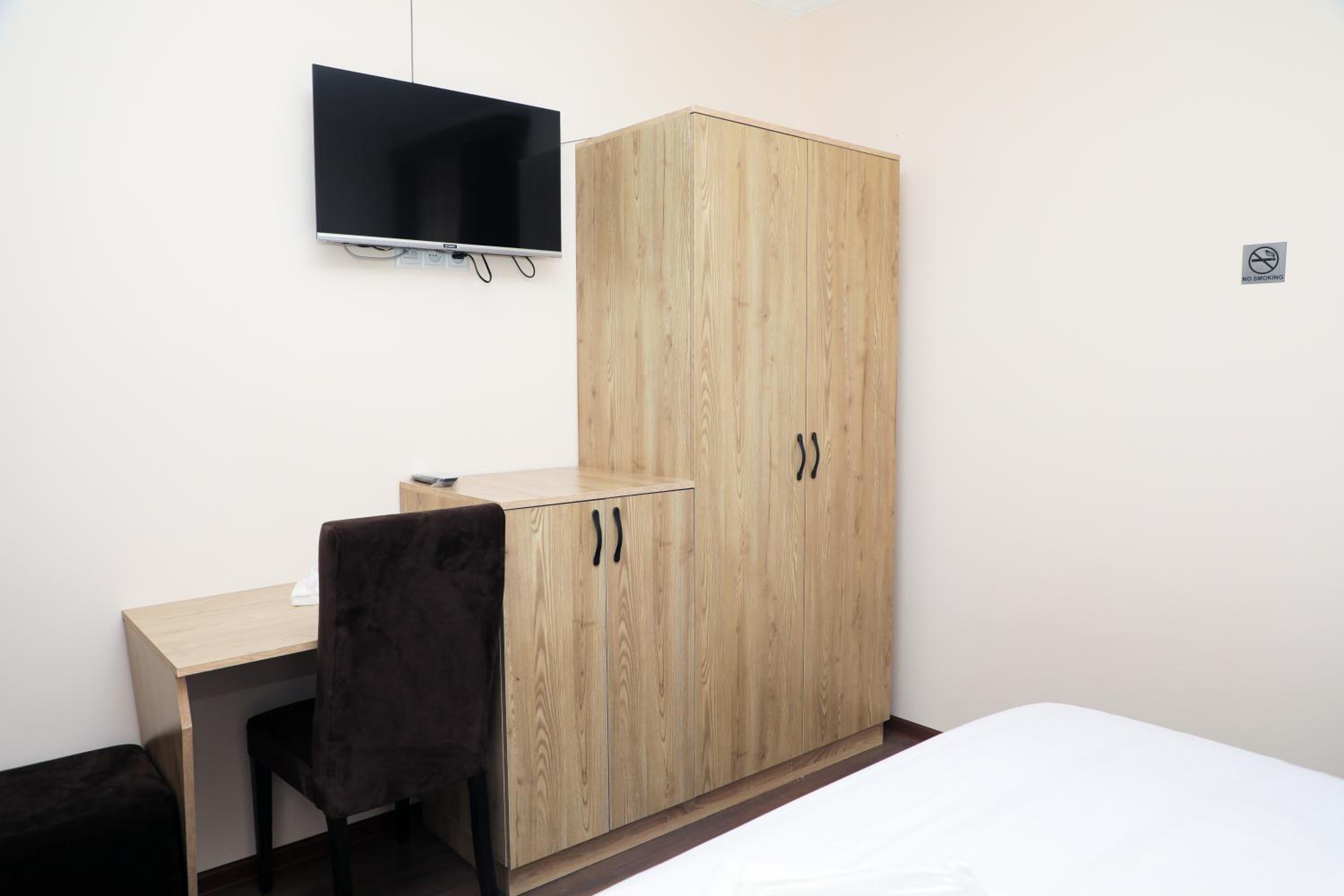 Aragast Hotel & Brewery
