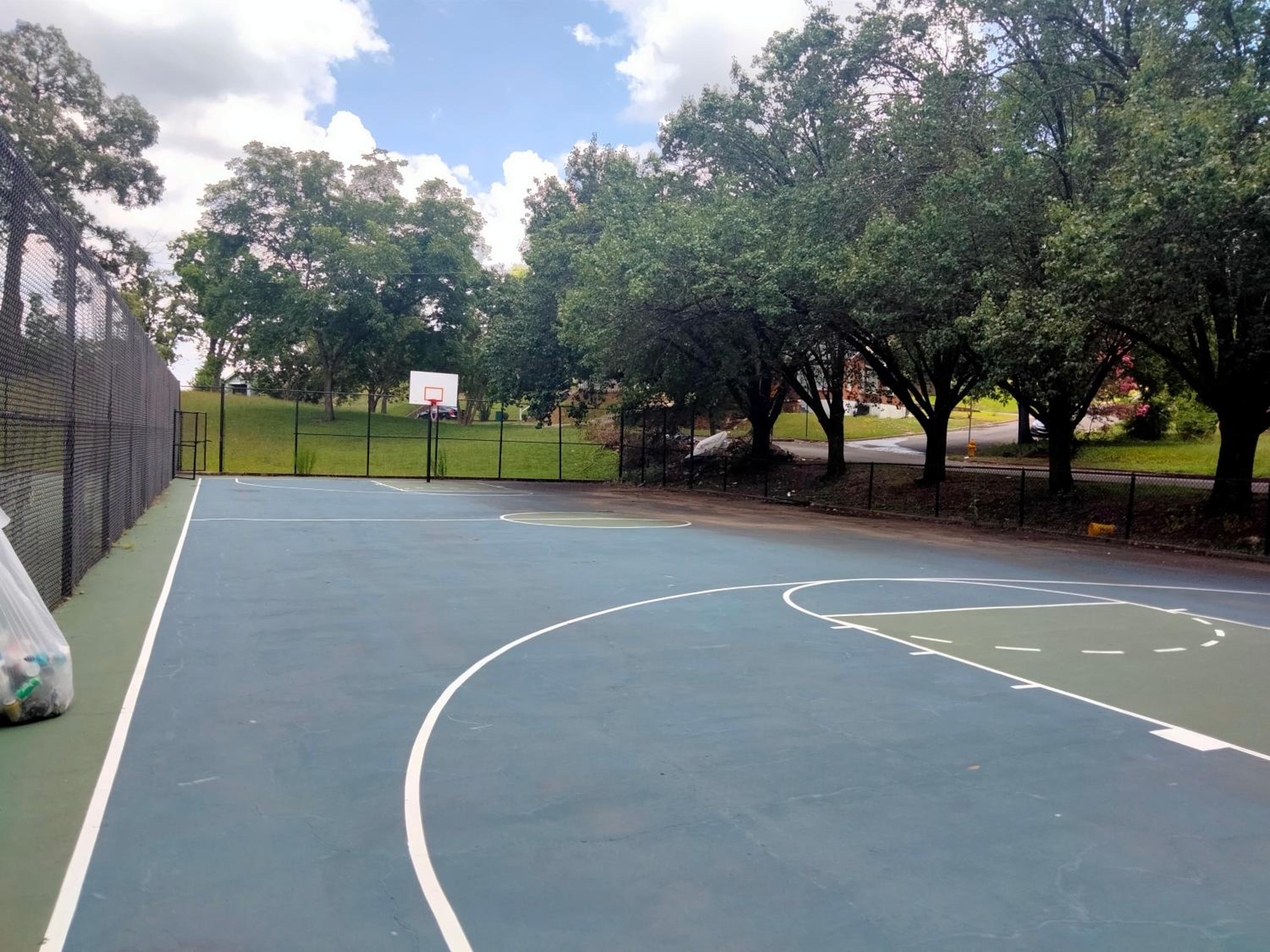 Birmingham's Spacious Uptown Family Retreat view 5