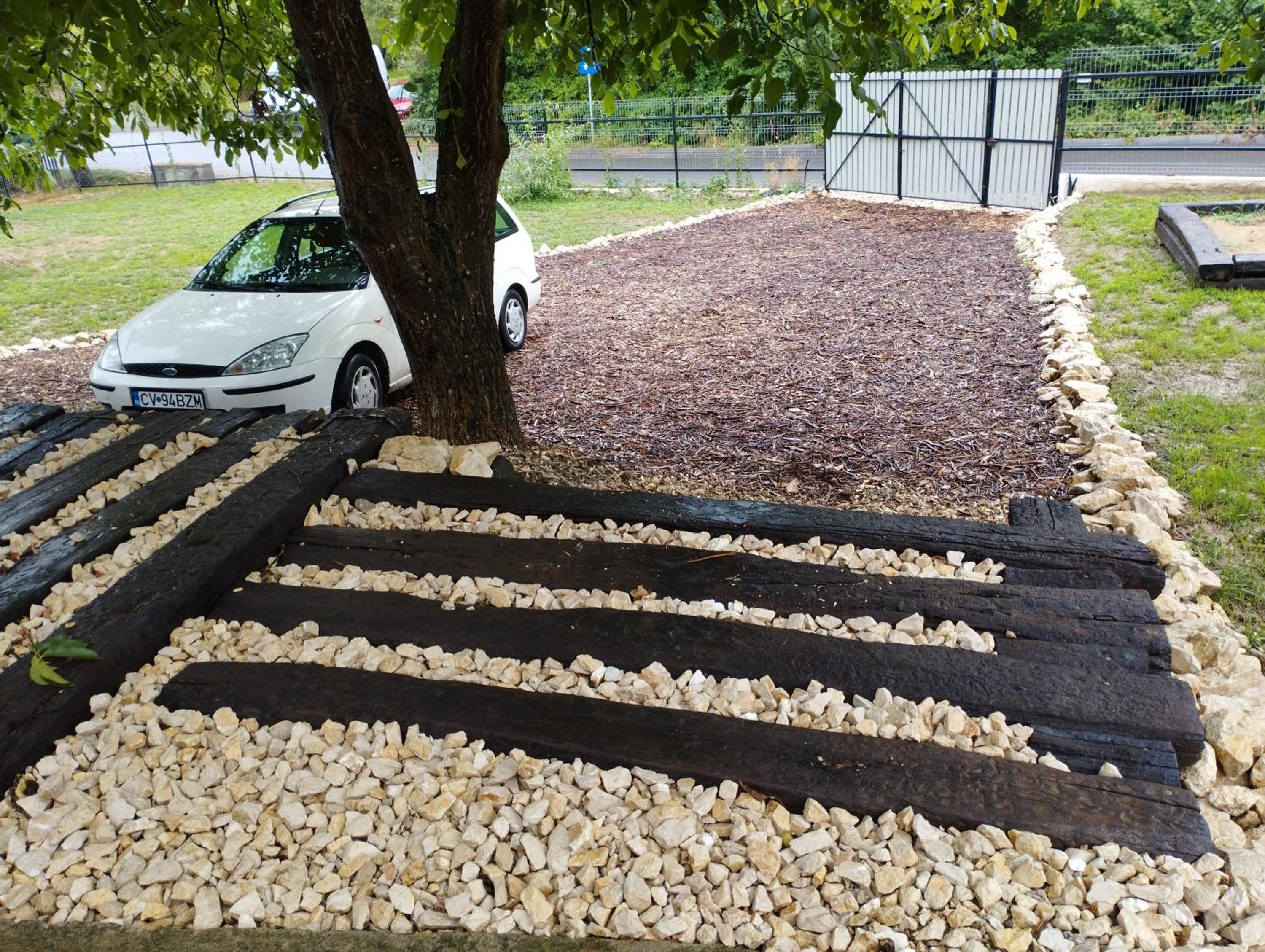 Photo 16