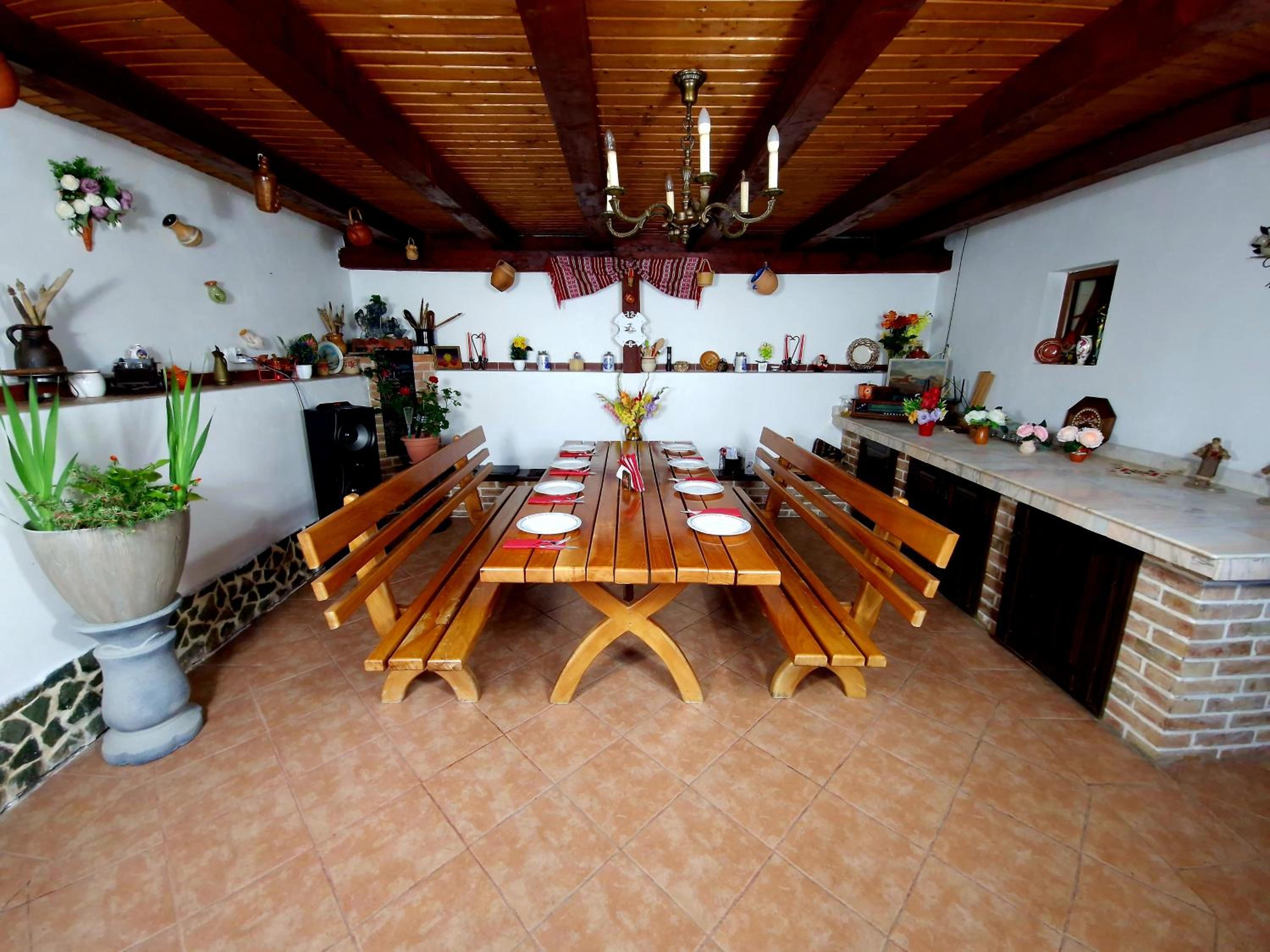Mehadica House