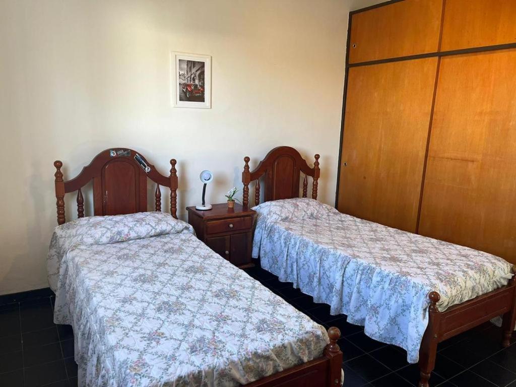 Casa Frente Parque Guillermina