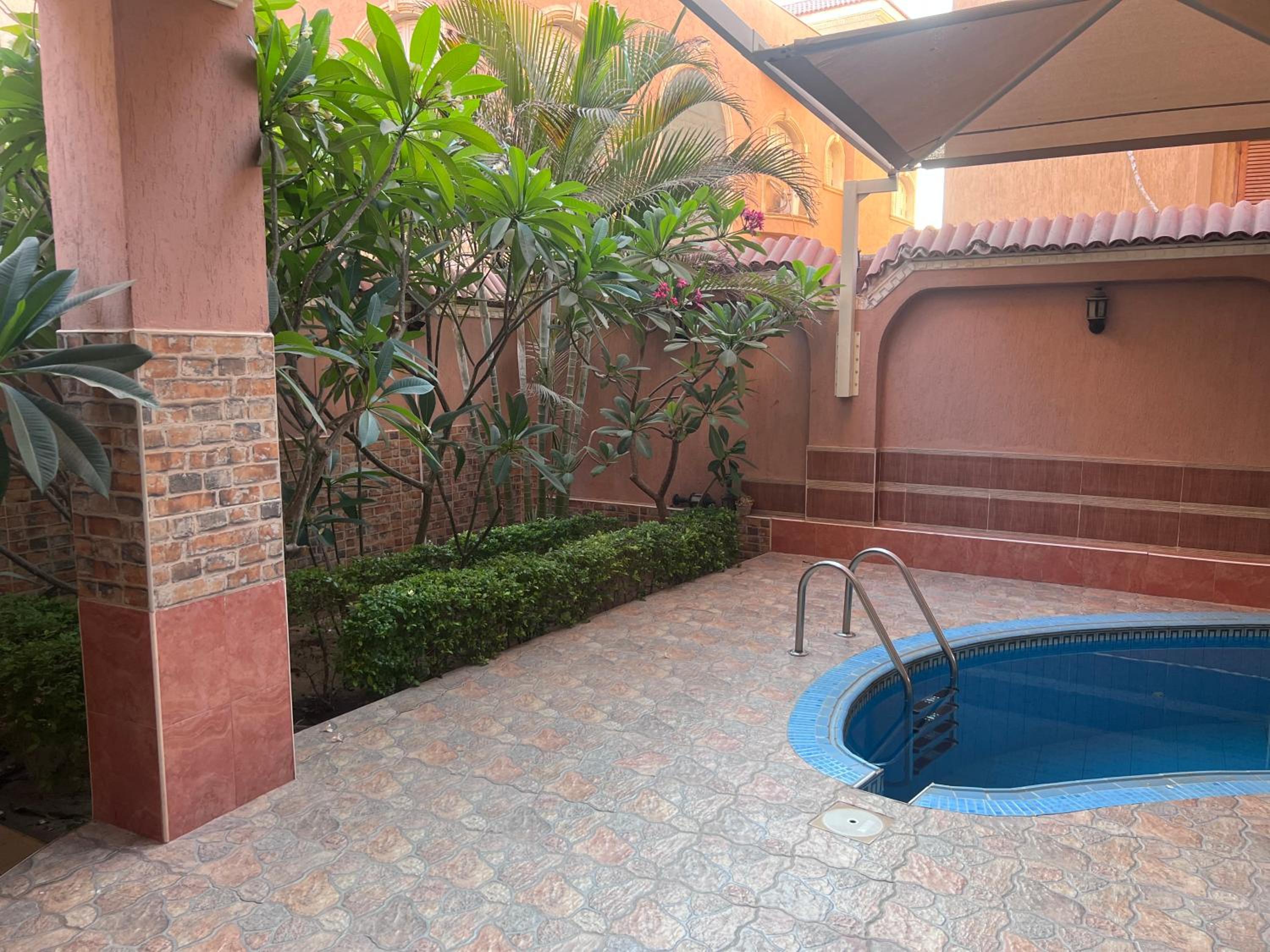 Magic Studio Pool View, New Cairo