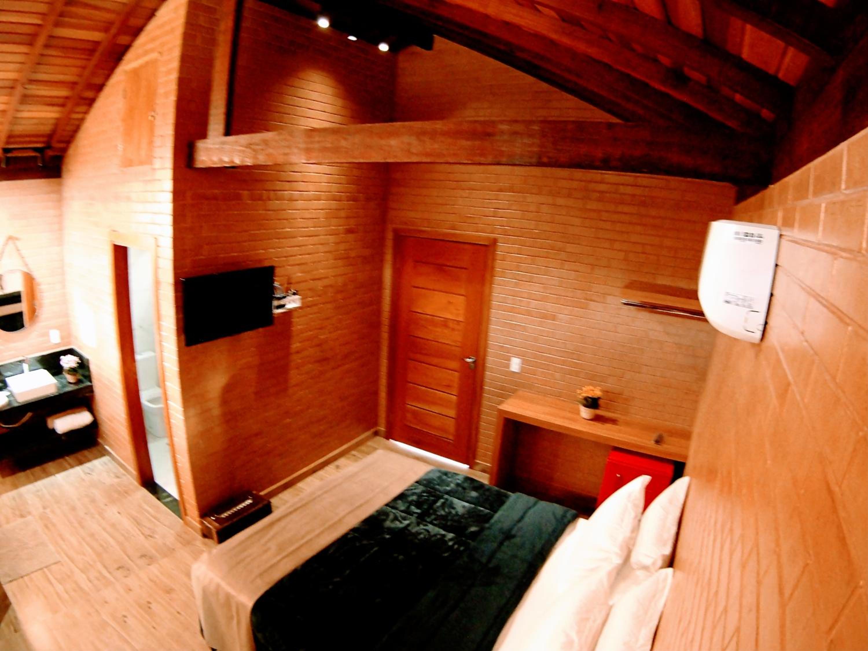 Photo 48