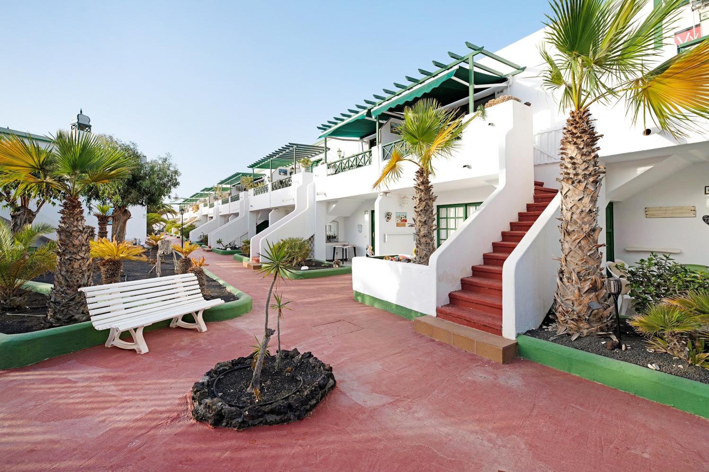 Los Pocillos view 3