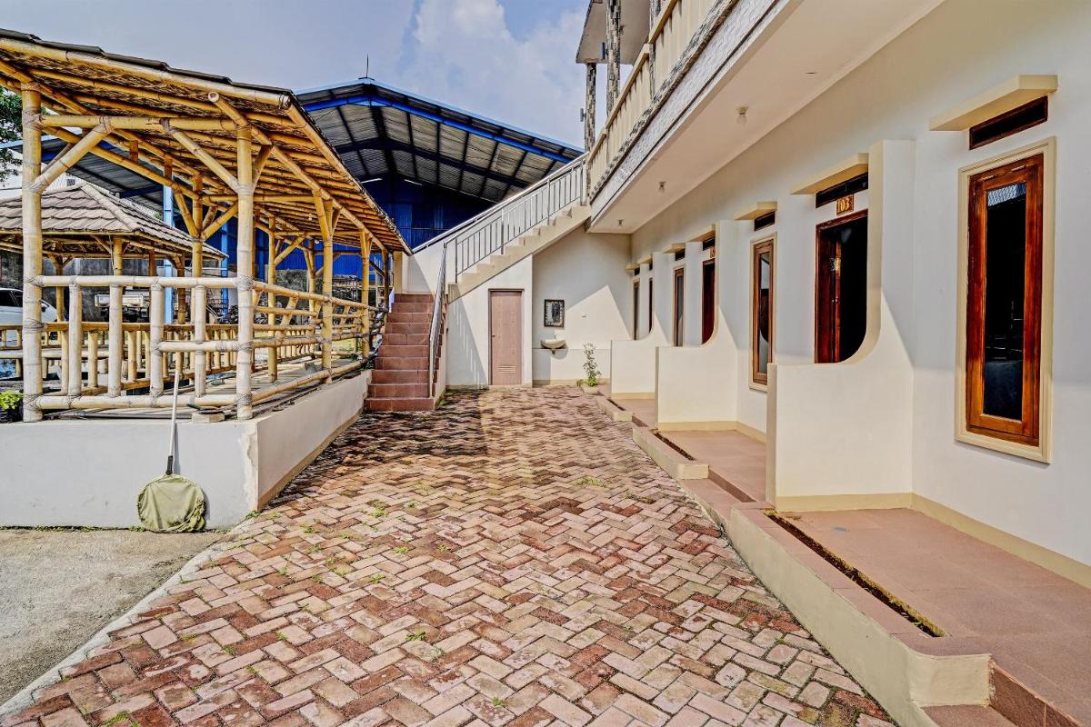 hotel building