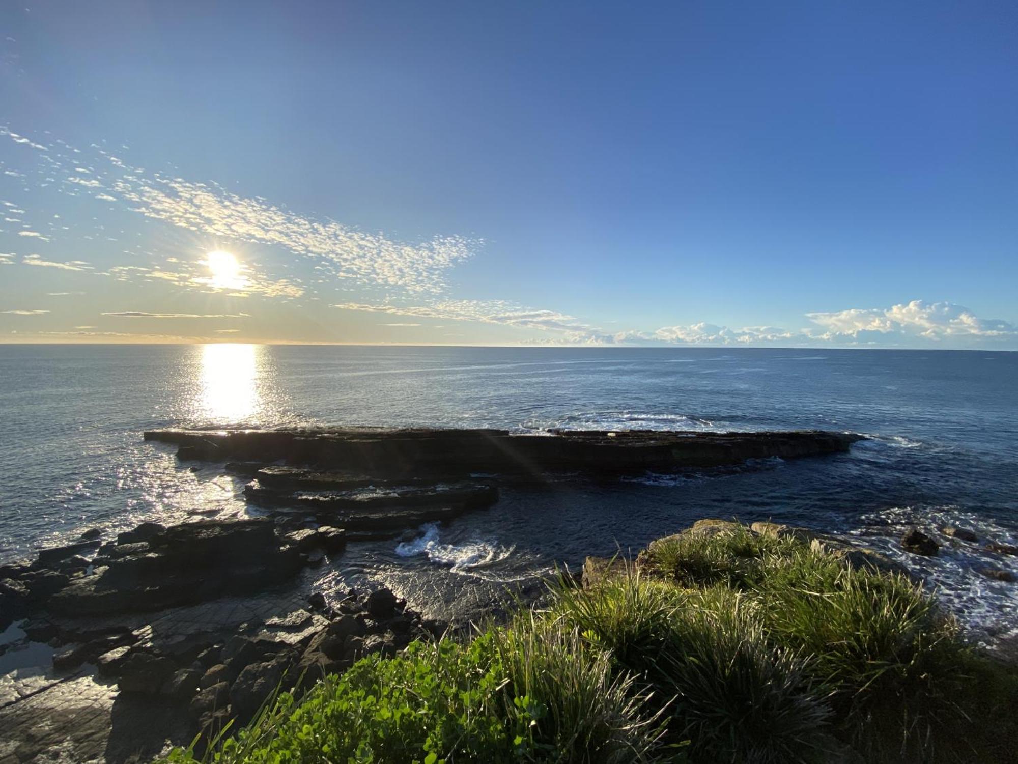 Curley's at Culburra Beach- Pet friendly- Across the road from Curley's Bay