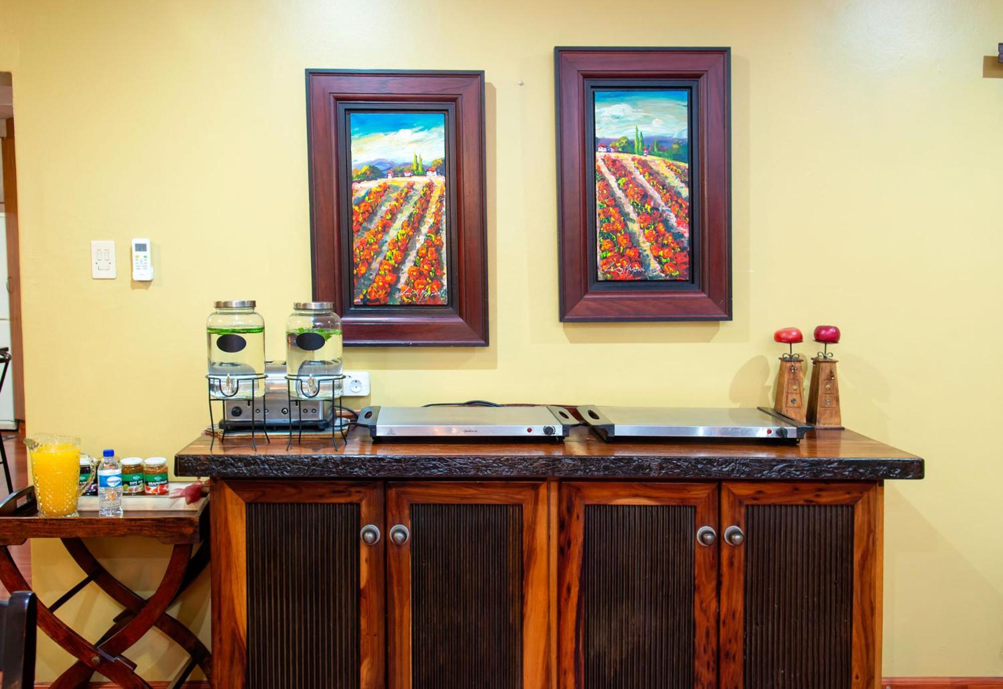 Four Seasons Guesthouses