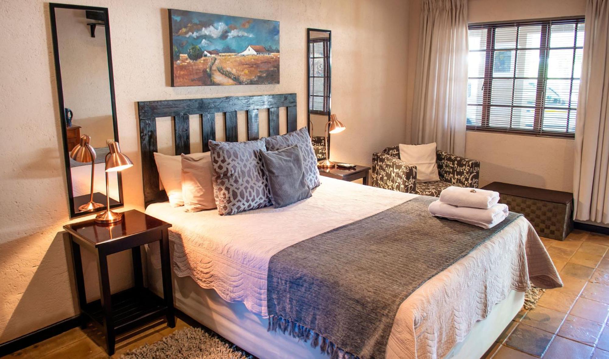 Four Seasons Guesthouses
