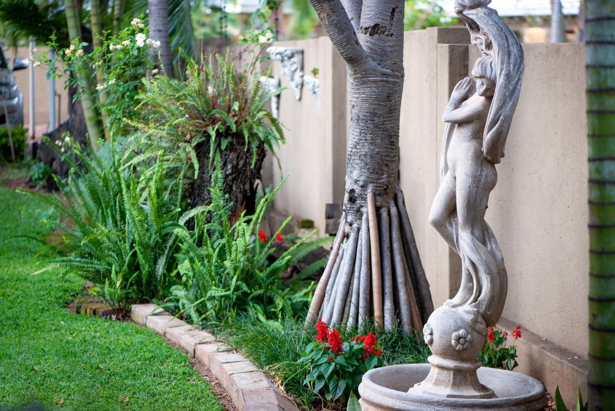 Four Seasons Guesthouses
