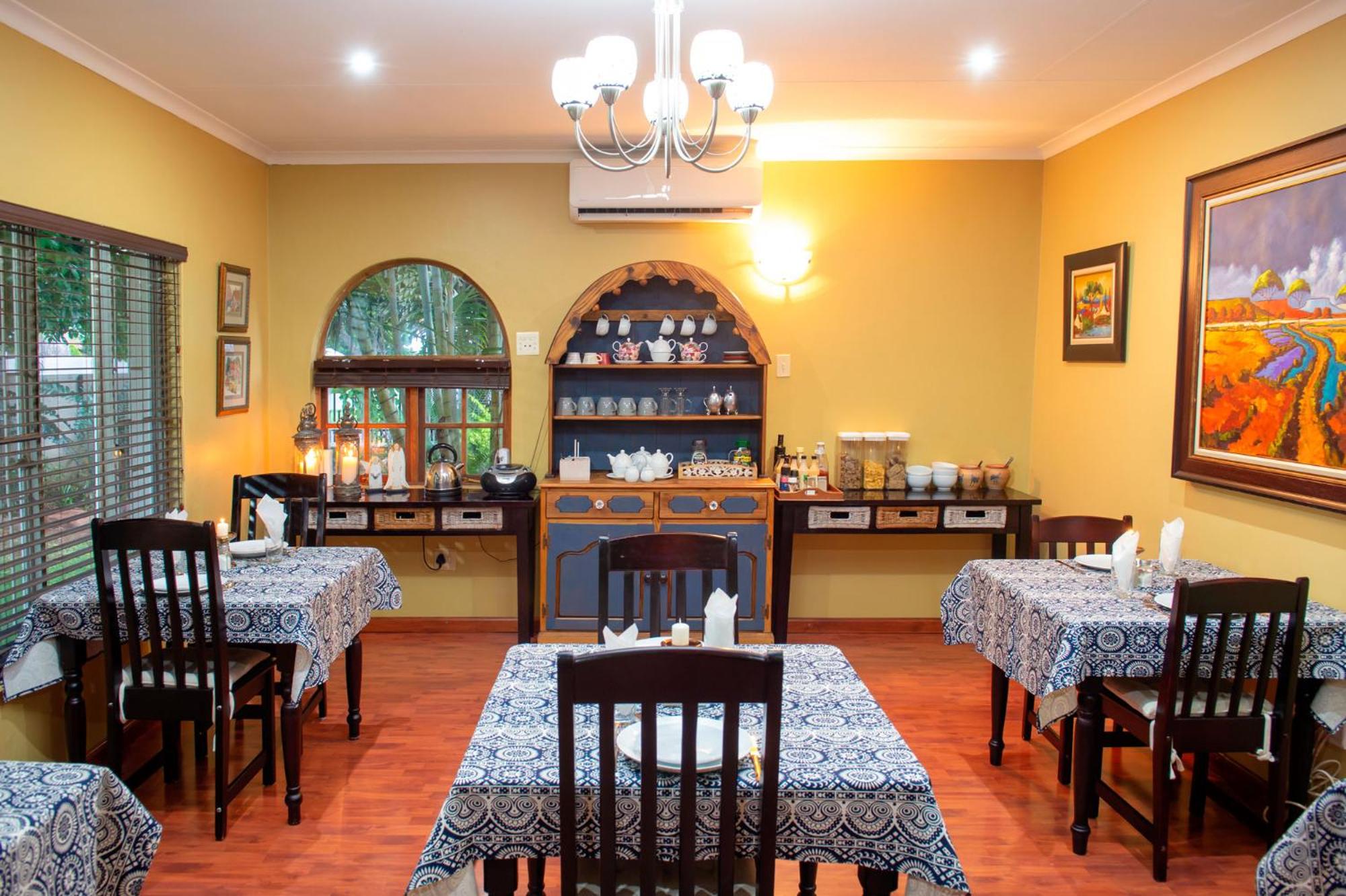 Four Seasons Guesthouses