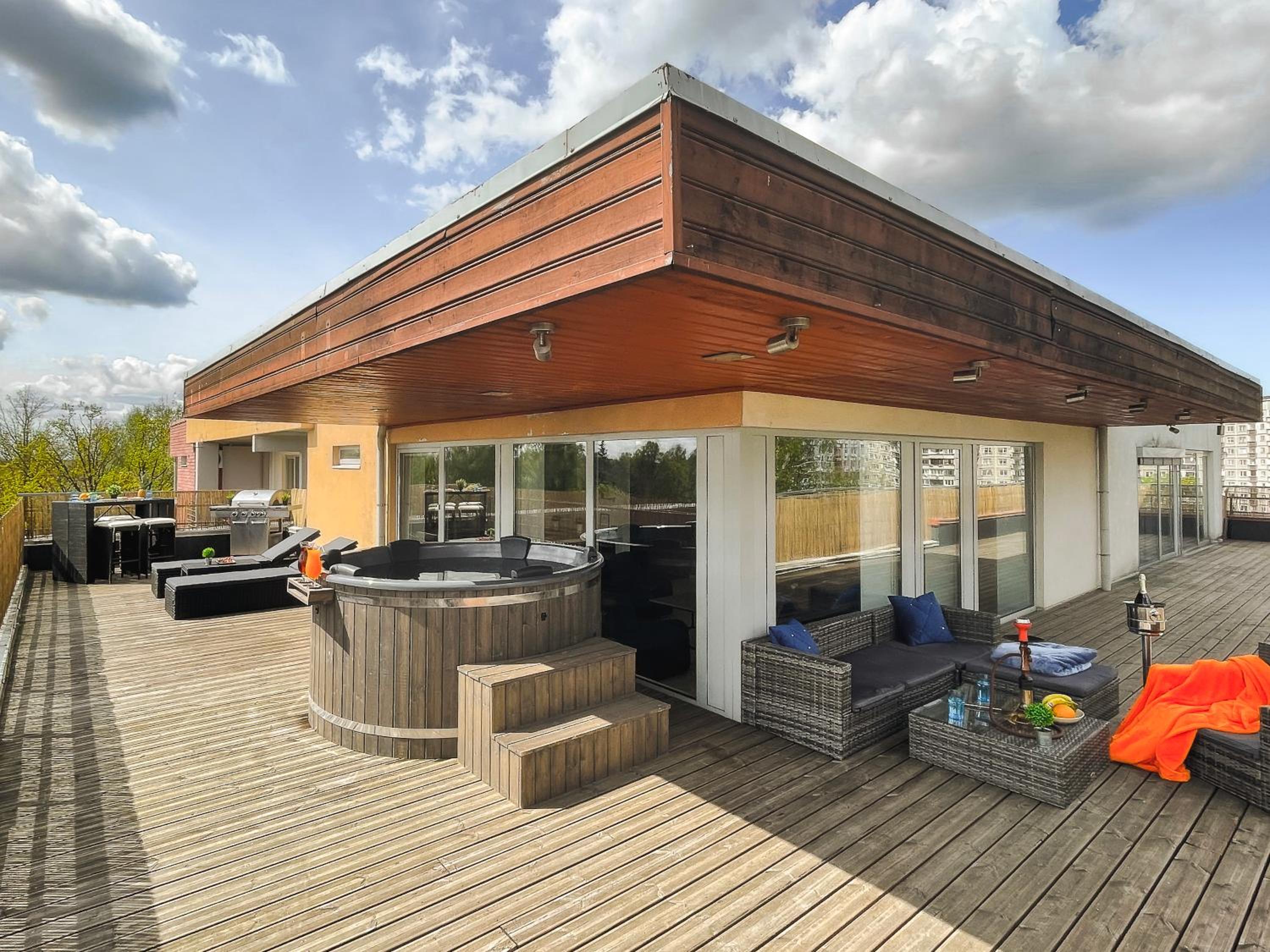 Lux Penthouse & SPA view 2
