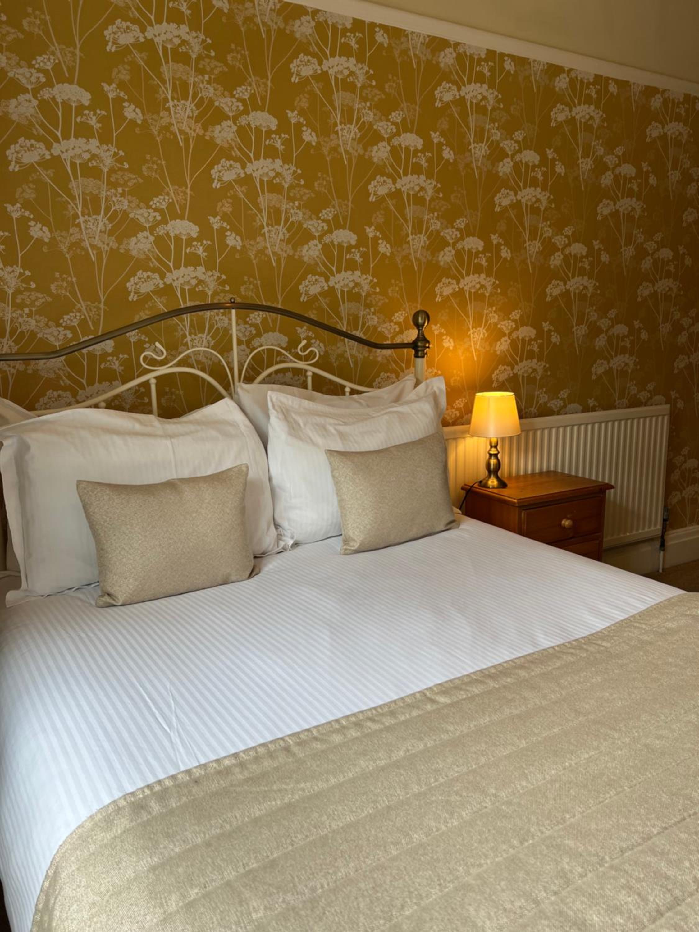 Devonshire Arms Inn