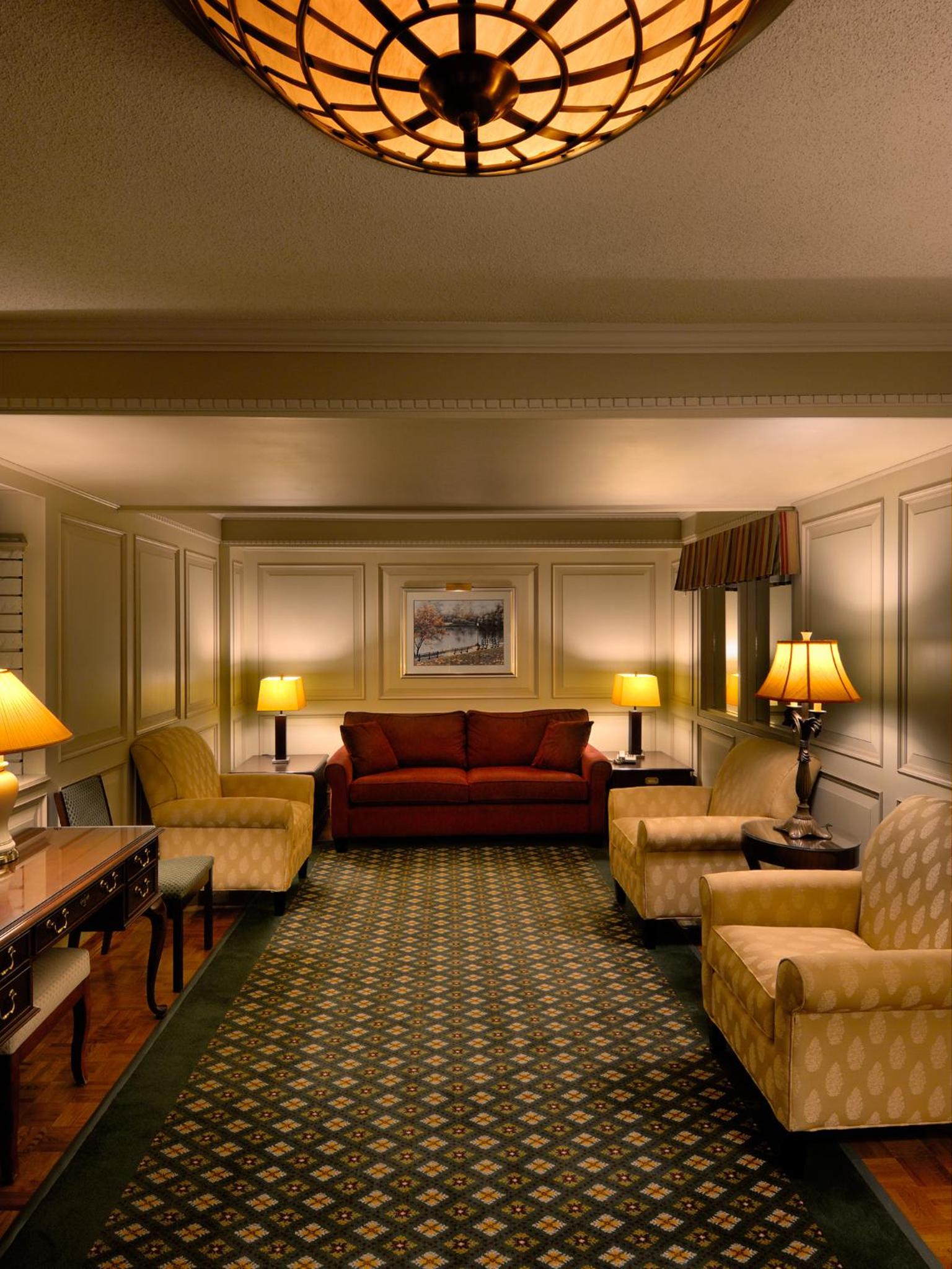 Royal Scot Hotel & Suites-4