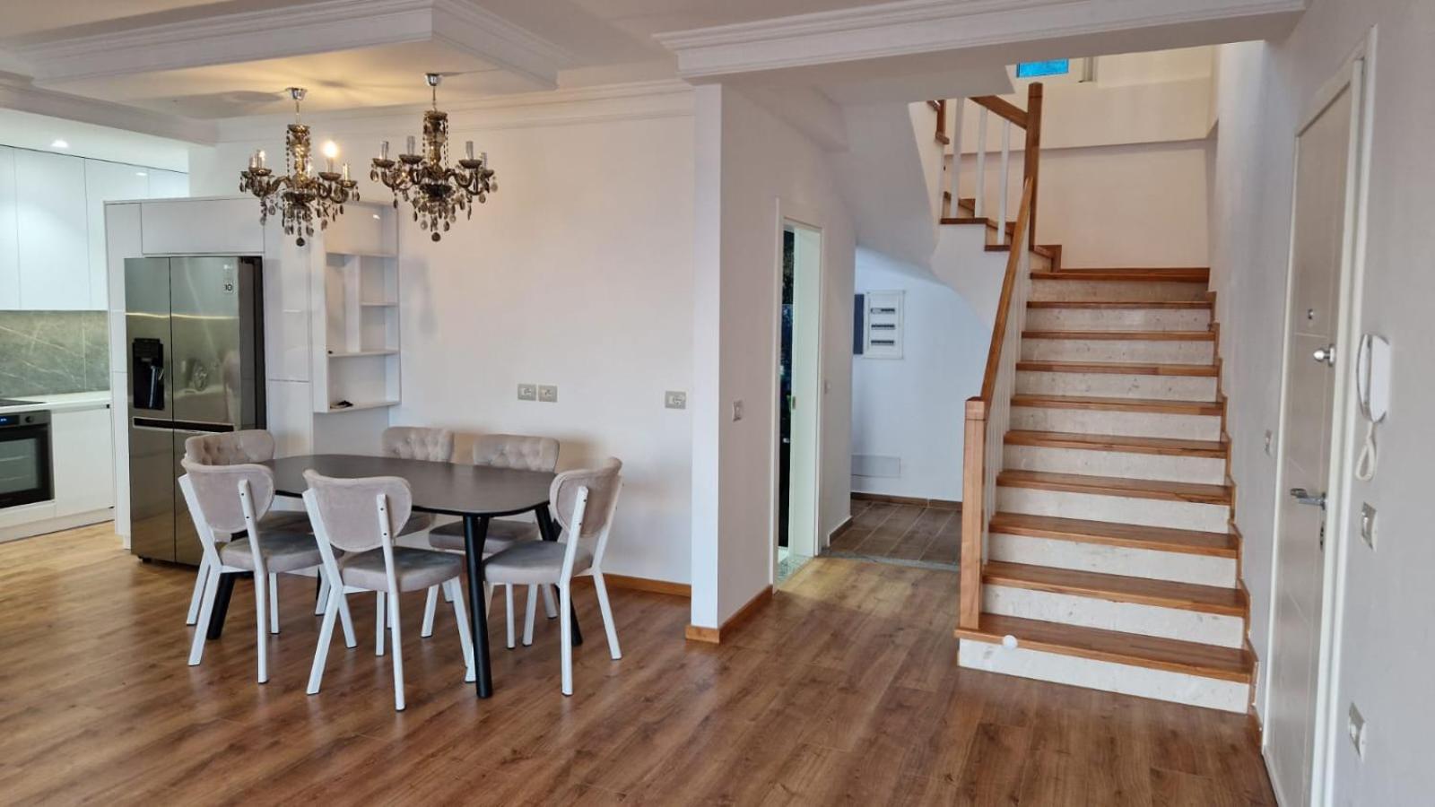 Pirro Luxury Apartment