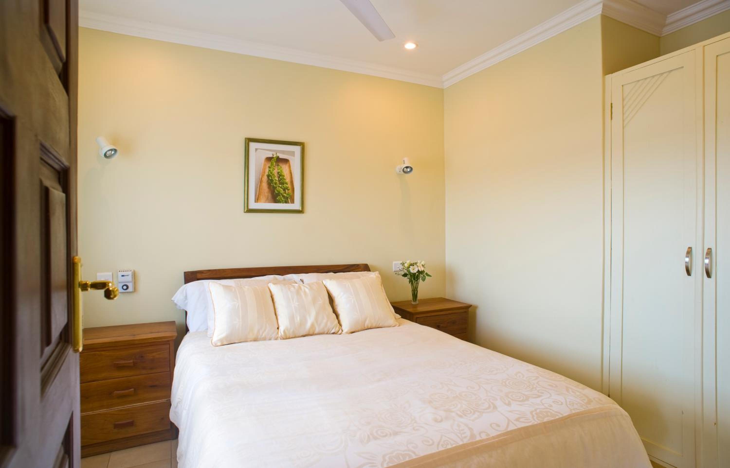 Shakespeare Court Serviced Apartments