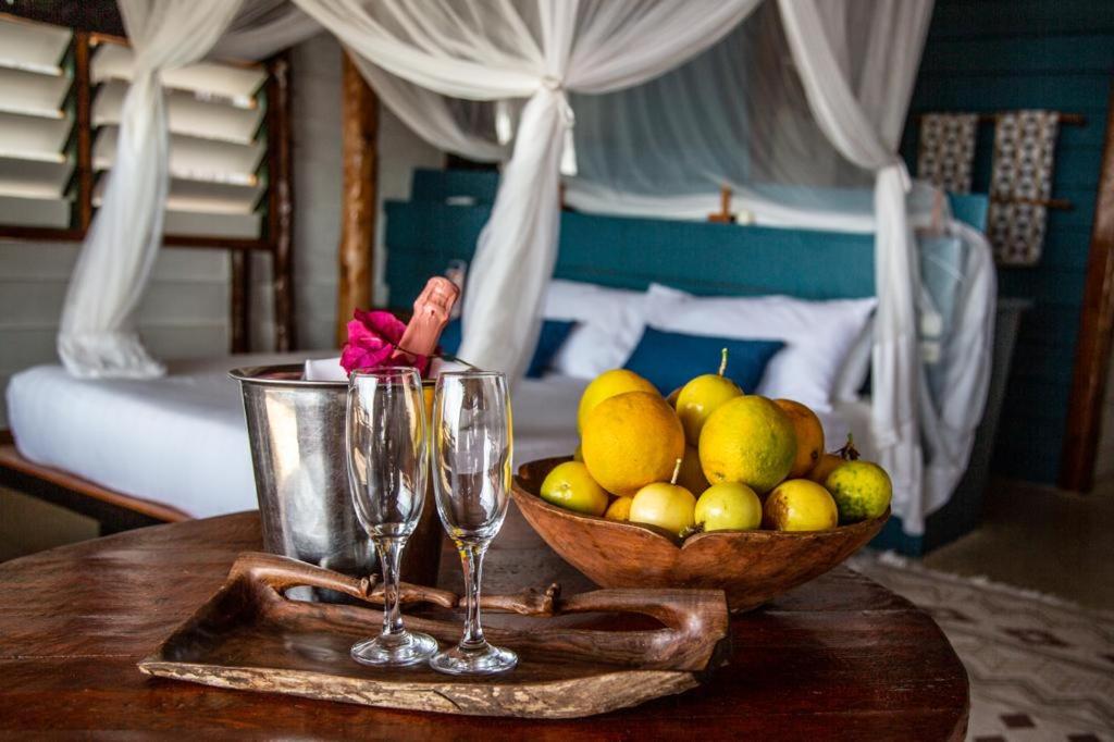 Casa na Praia Tofo- beach front hotel
