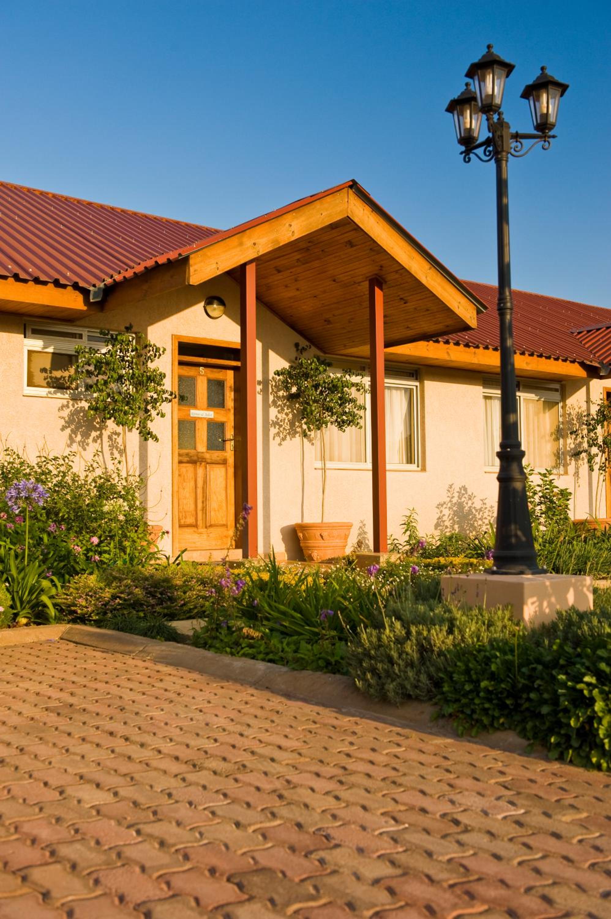 Shakespeare Court Serviced Apartments