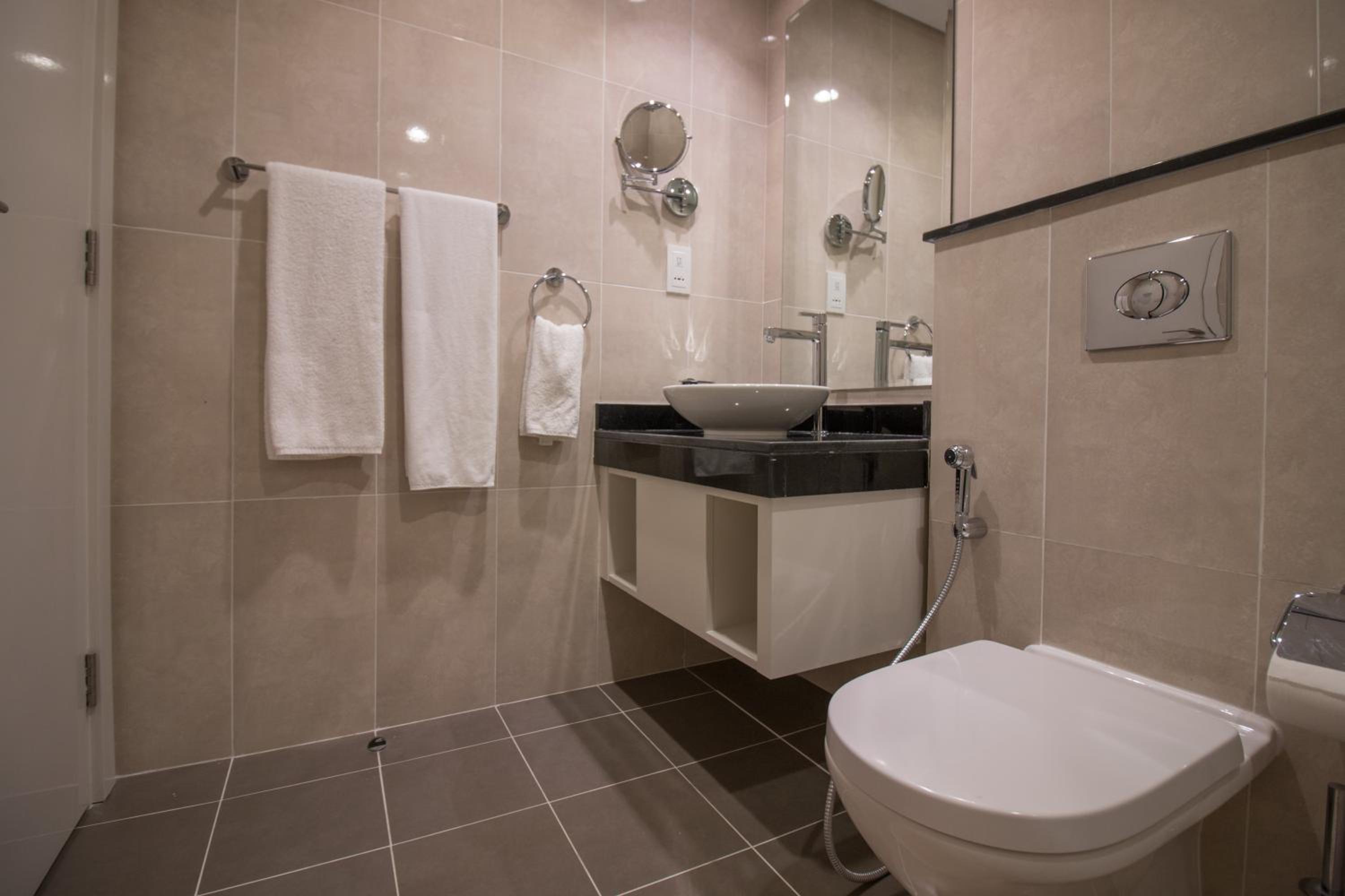 Premium Studio with Beautiful Golf Course View