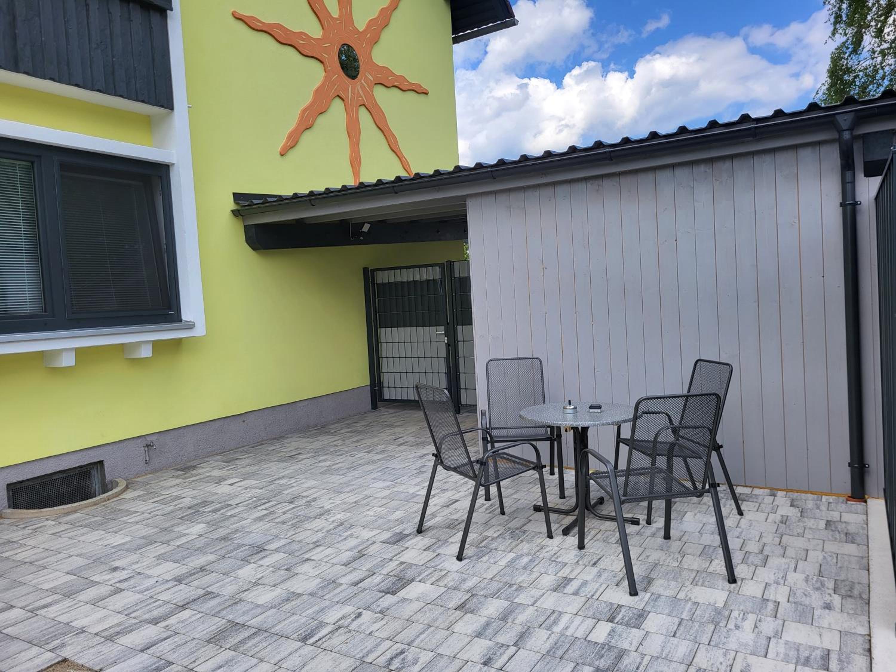 Apartment Karin, Eigener Eingang, 3 Schlafzimmer, Doppelcarport view 2