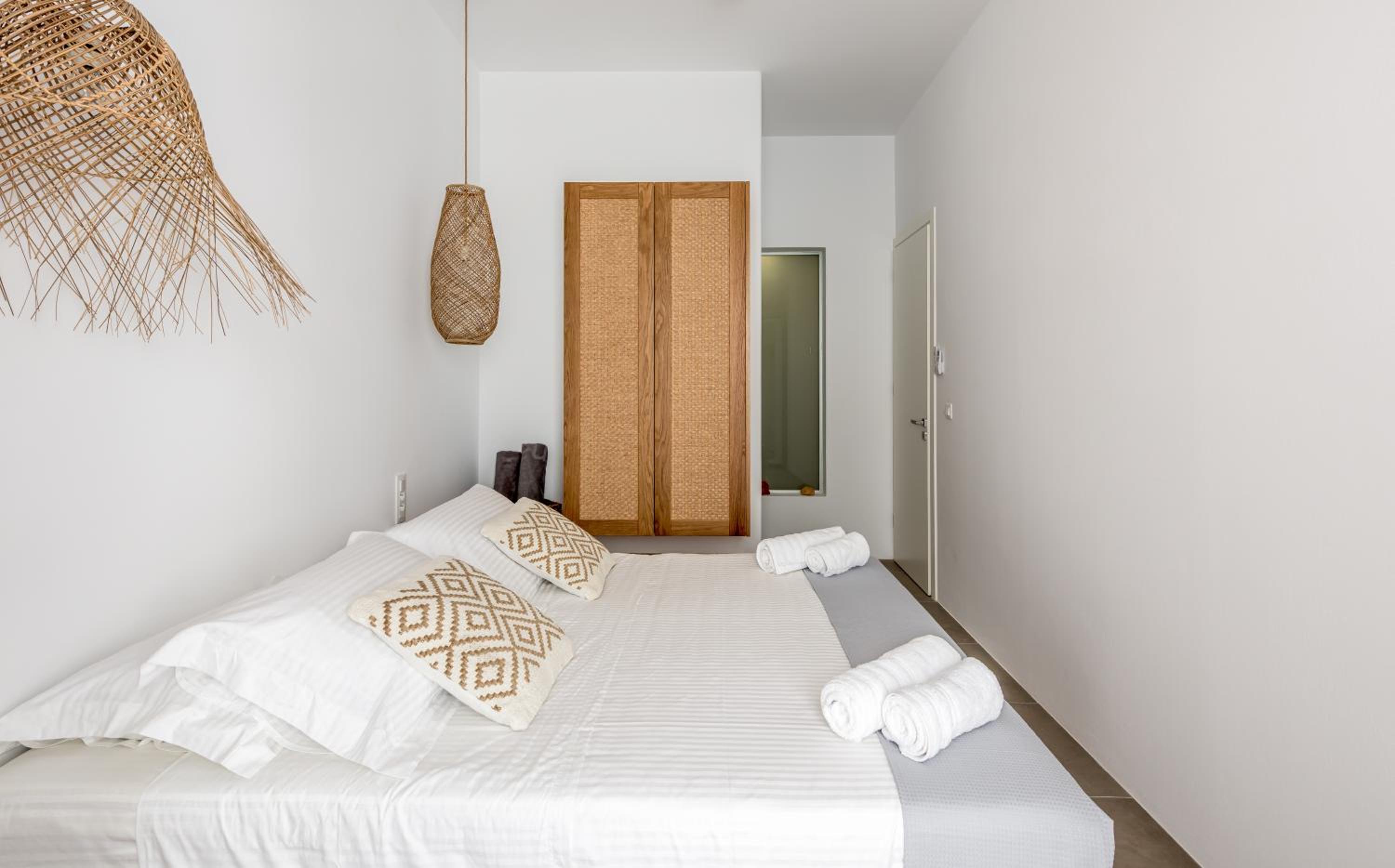 Elyos Apartments