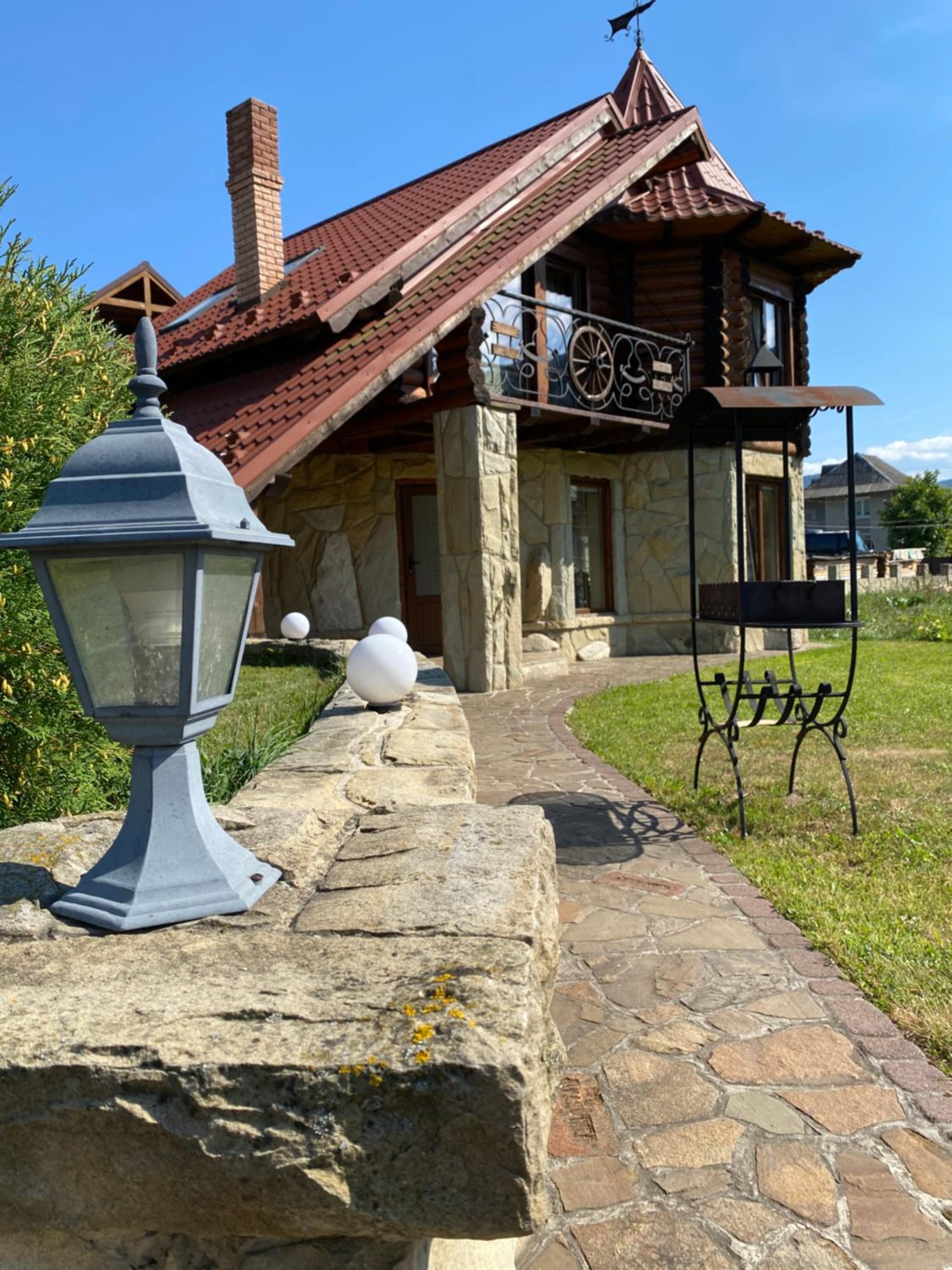 Photo 8