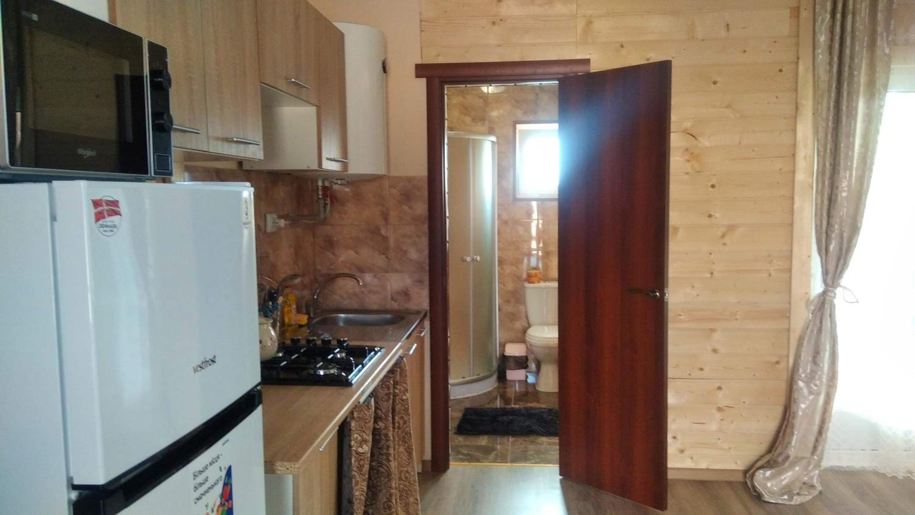 Photo 18