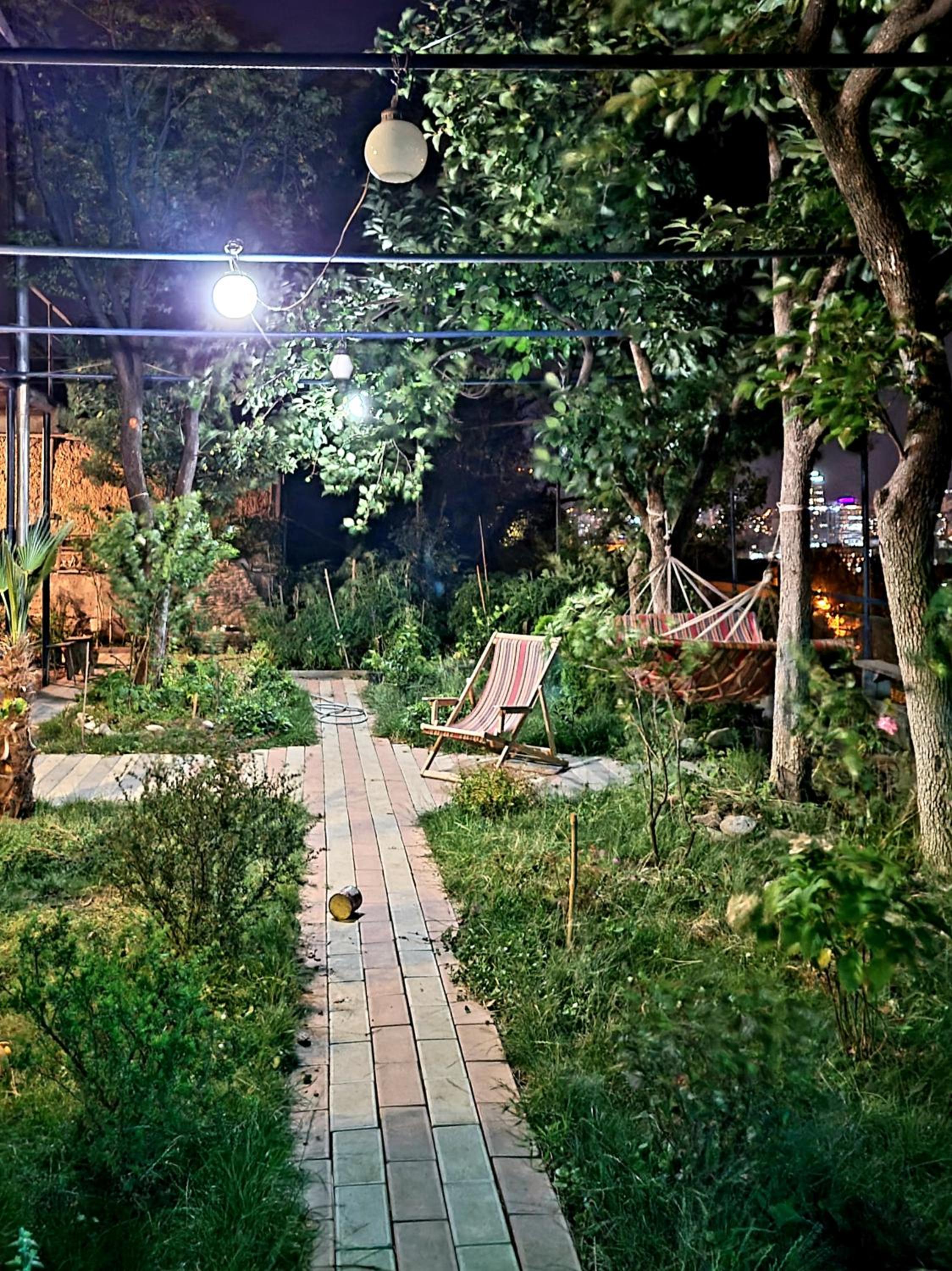 Photo 18