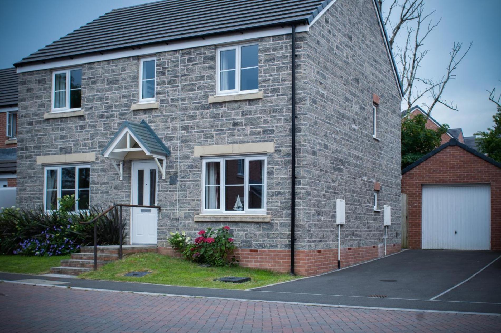 Maes Yr Odyn - 3 Bedroom Holiday Home - Narberth view 4