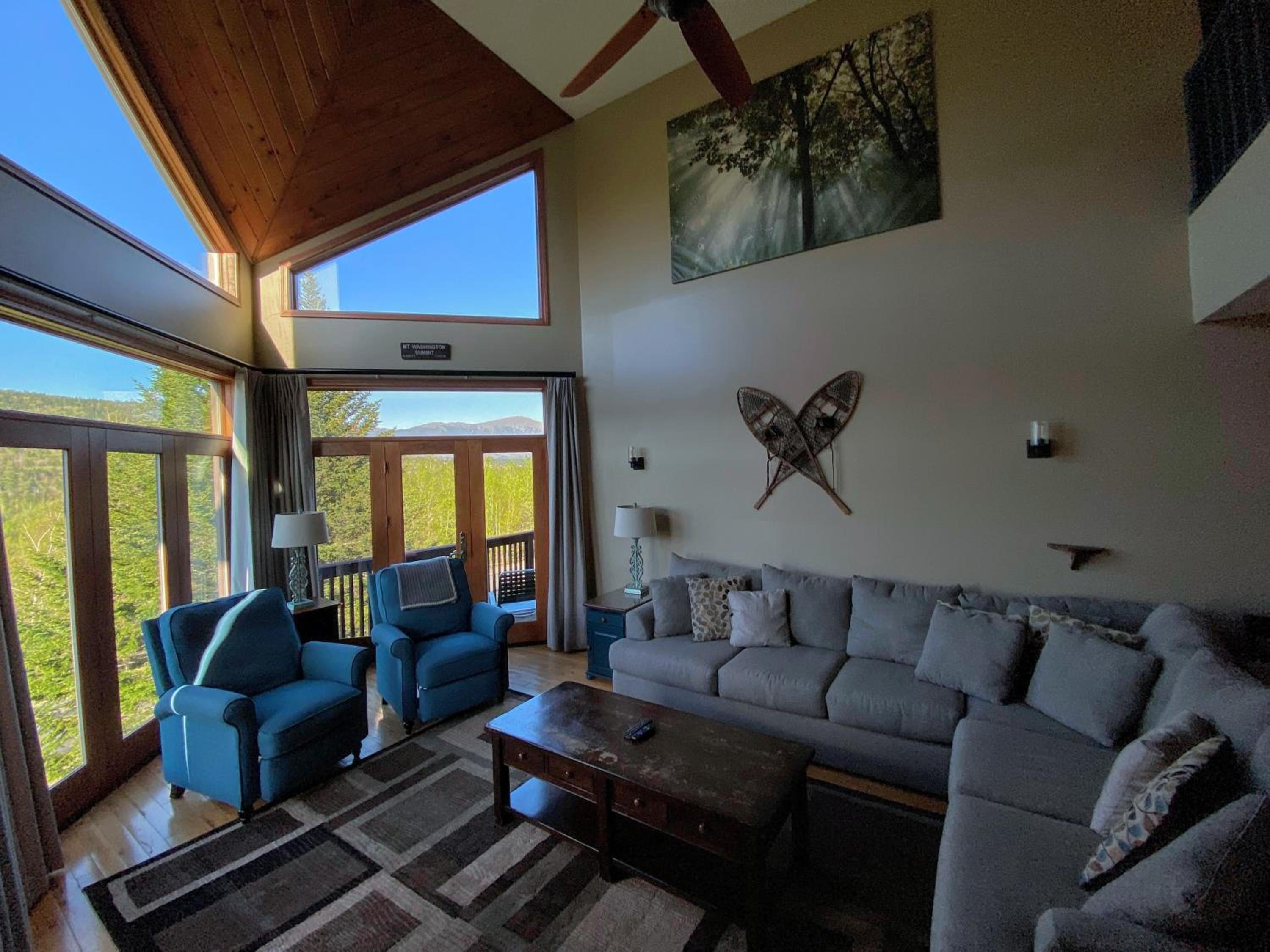 C1 Top Rated Ski-In Ski-Out Townhome Great views fireplaces fast wifi AC Short walk to slopes view 4