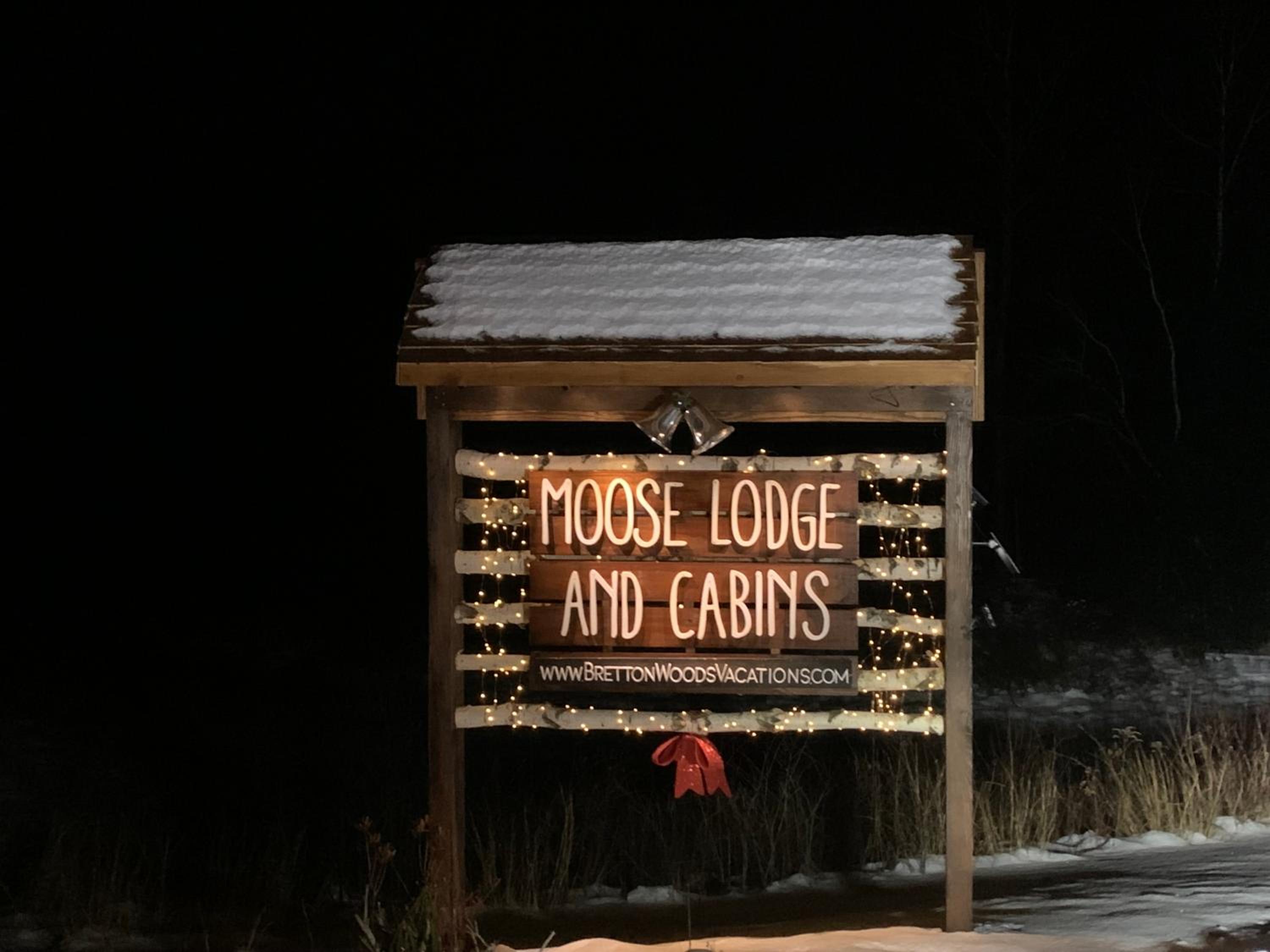 BC Log cabin with private beach river fire pit AC wifi onsite trails ski slope views view 2