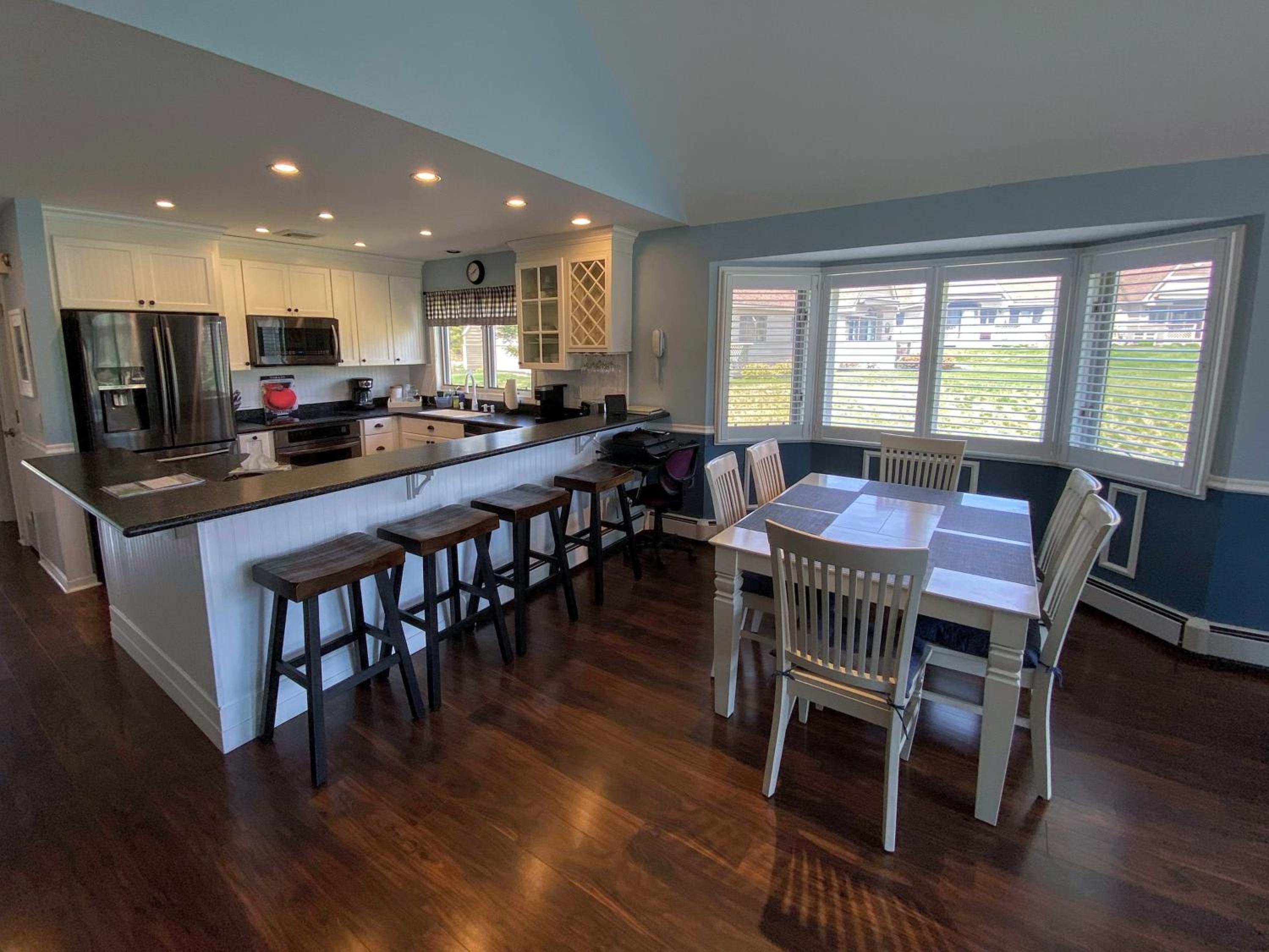 G3 Classy Bretton townhome with AC fast wifi great mountain views right on the golf course view 5